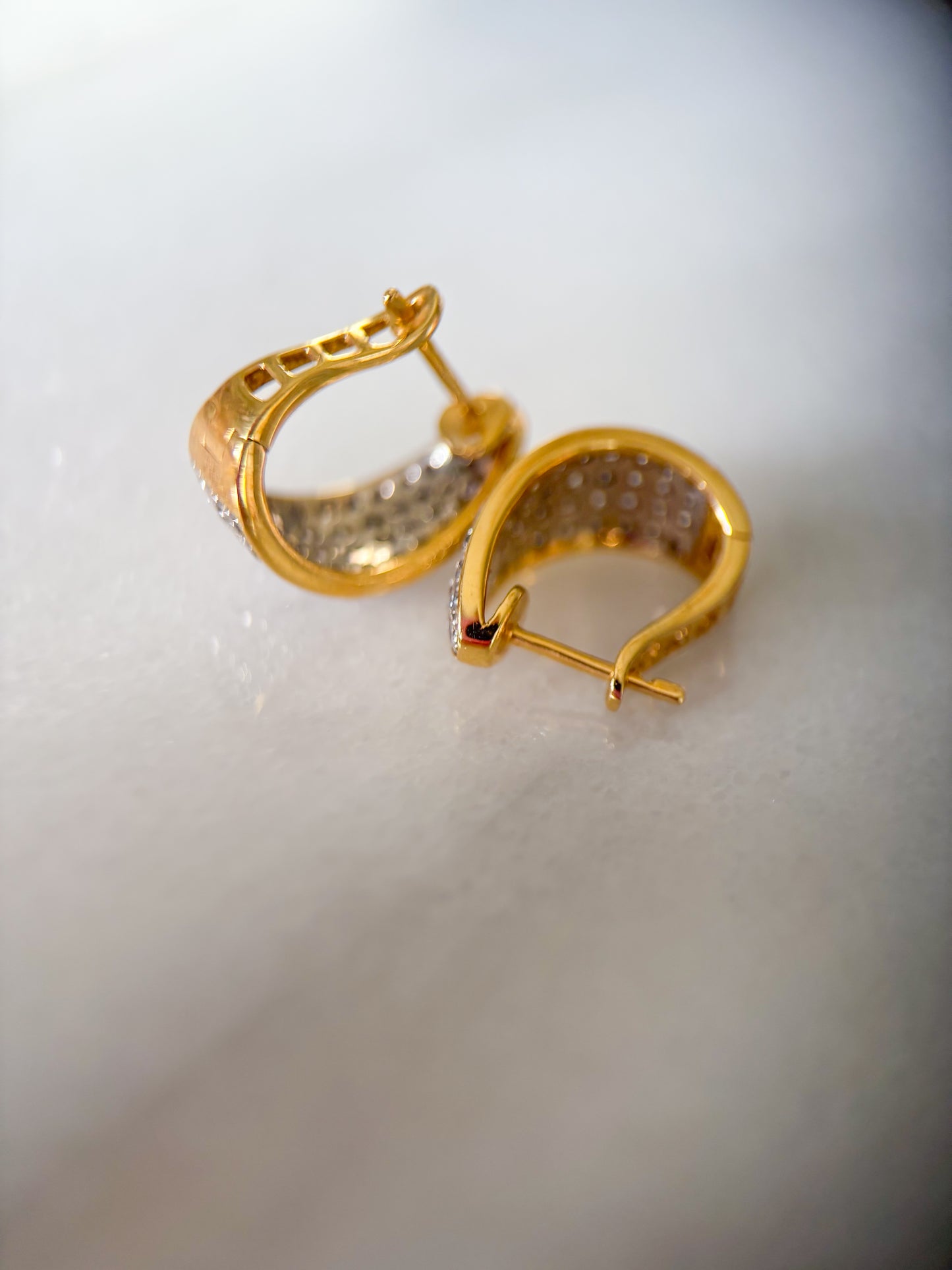 Natural Diamond Oval Hoop 14k Yellow Gold Earrings
