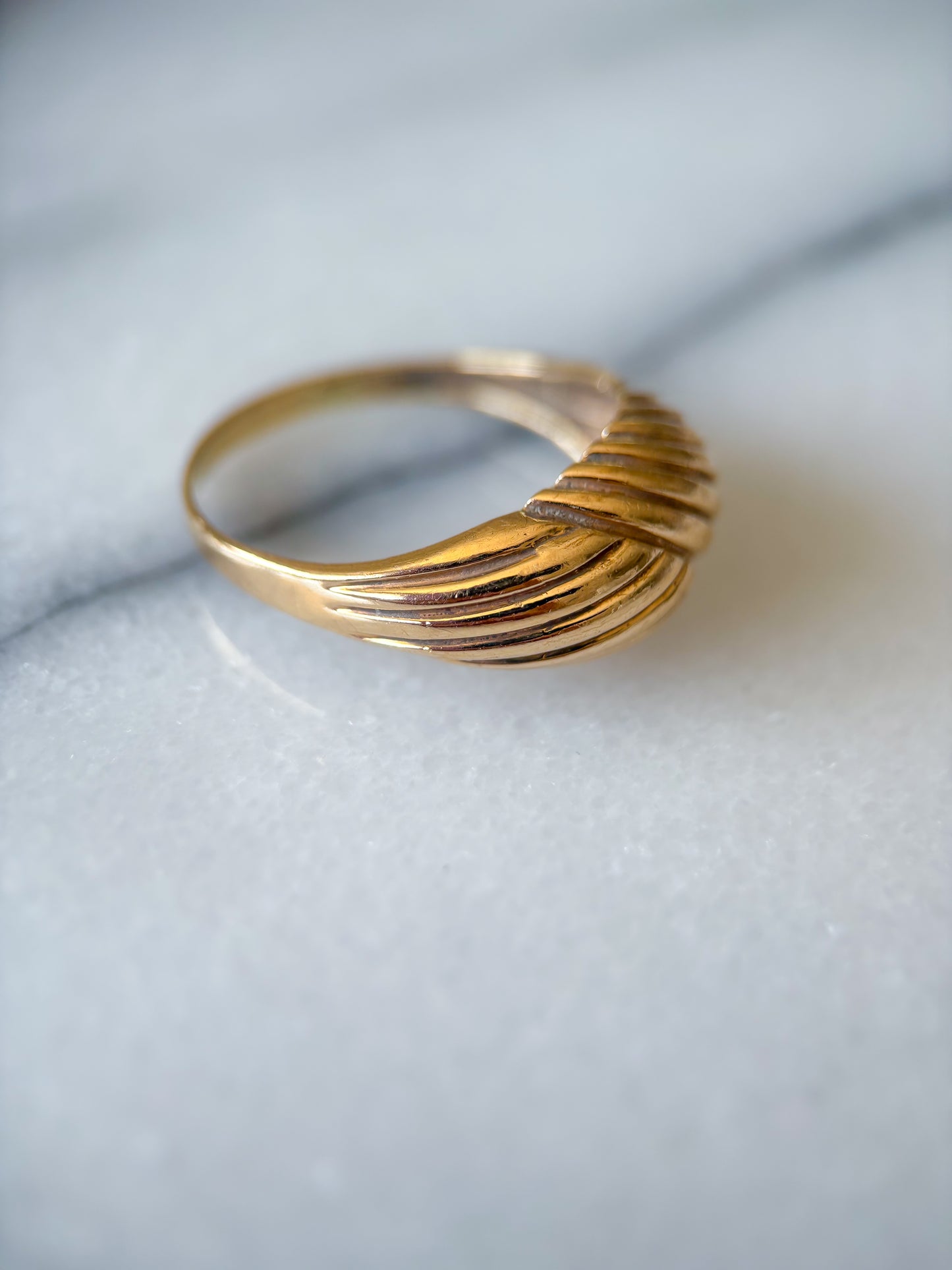 Vintage Bombé 10k Yellow Gold Ring