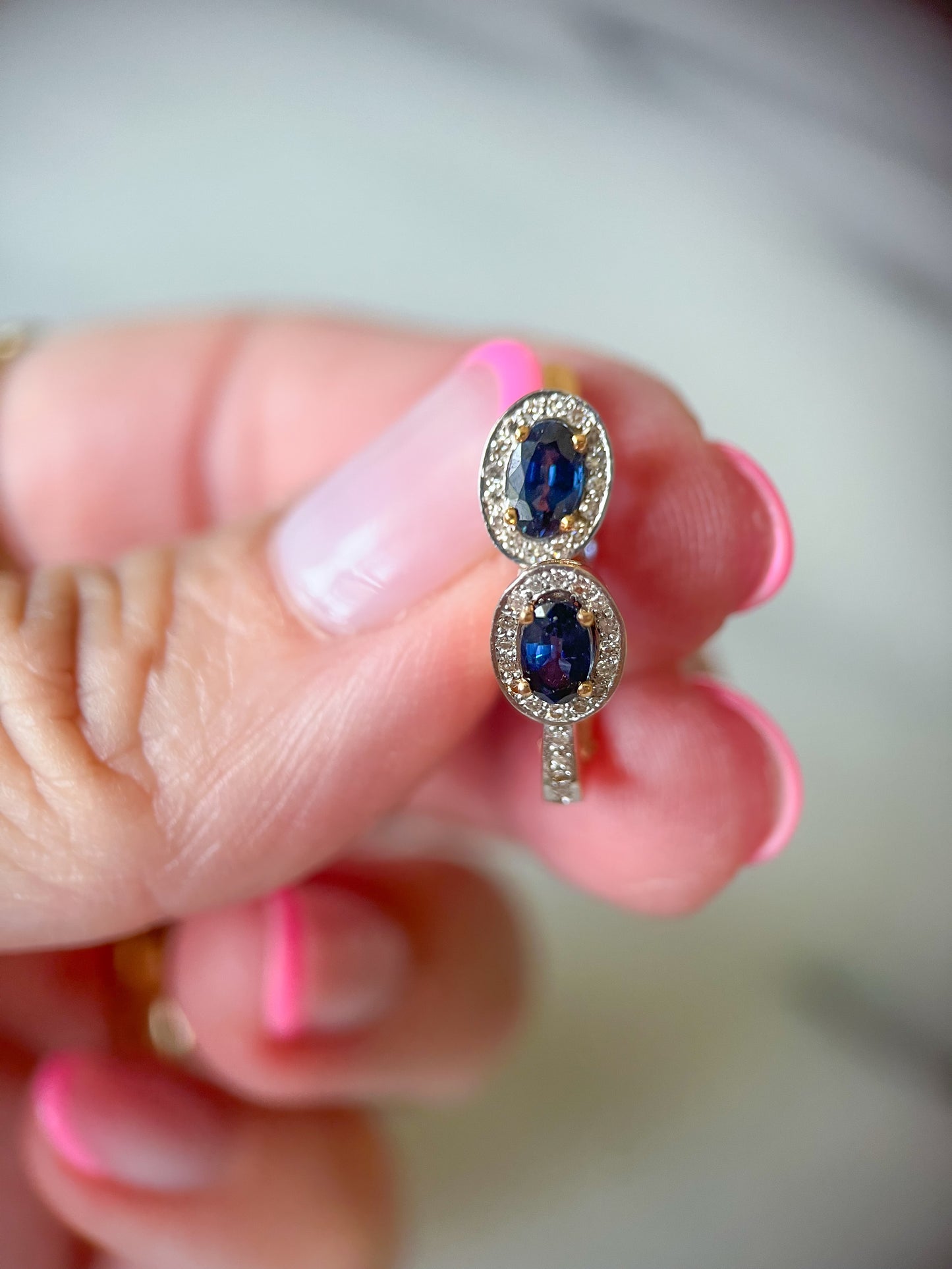 Vintage Natural Sapphire and Natural Diamond 14k Yellow Gold Drop Earrings