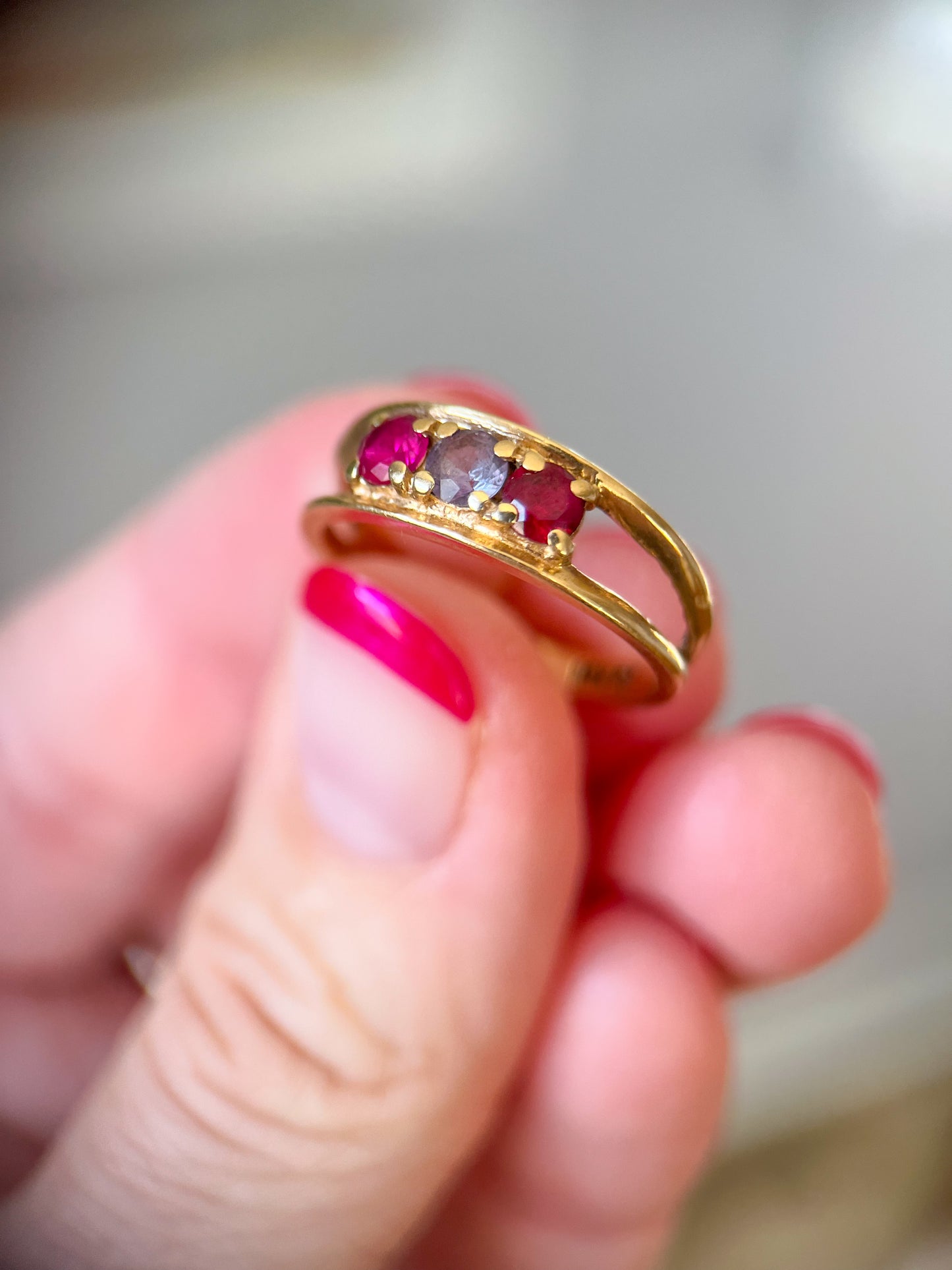 Vintage Multi Gemstone 10k Yellow Gold "Mother's Ring"