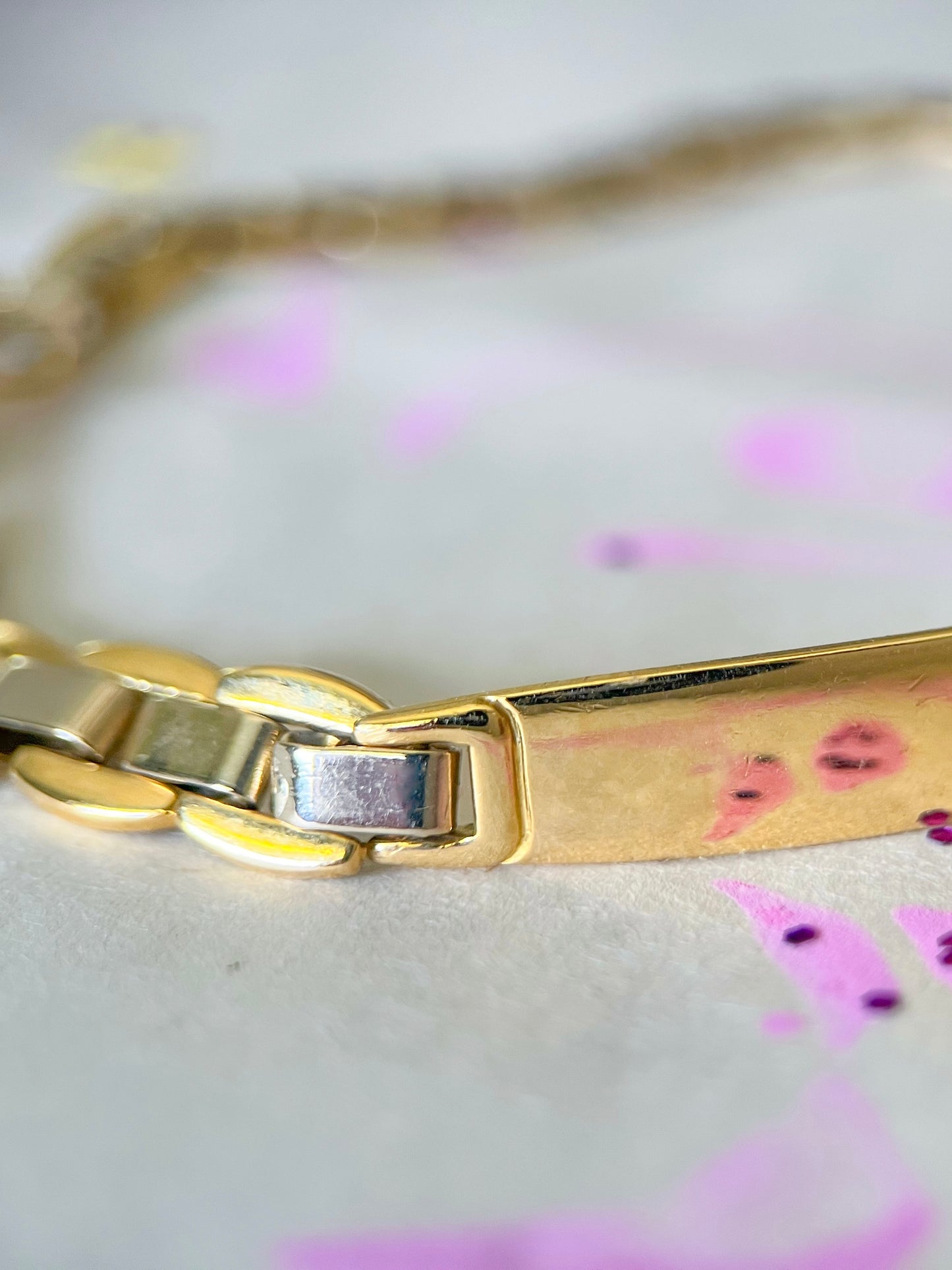 Vintage 18k Yellow and White Gold, Two Toned ID 8.5 Inch Bracelet