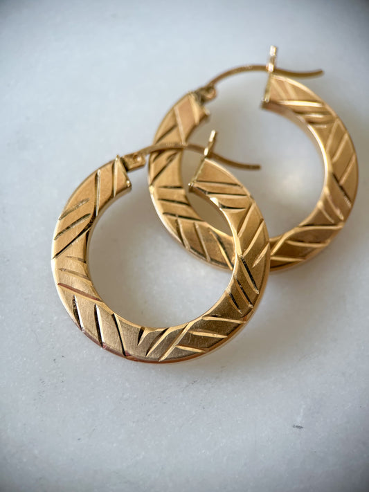 Vintage Large Flat Etched 14k Yellow Gold Hoop Earrings