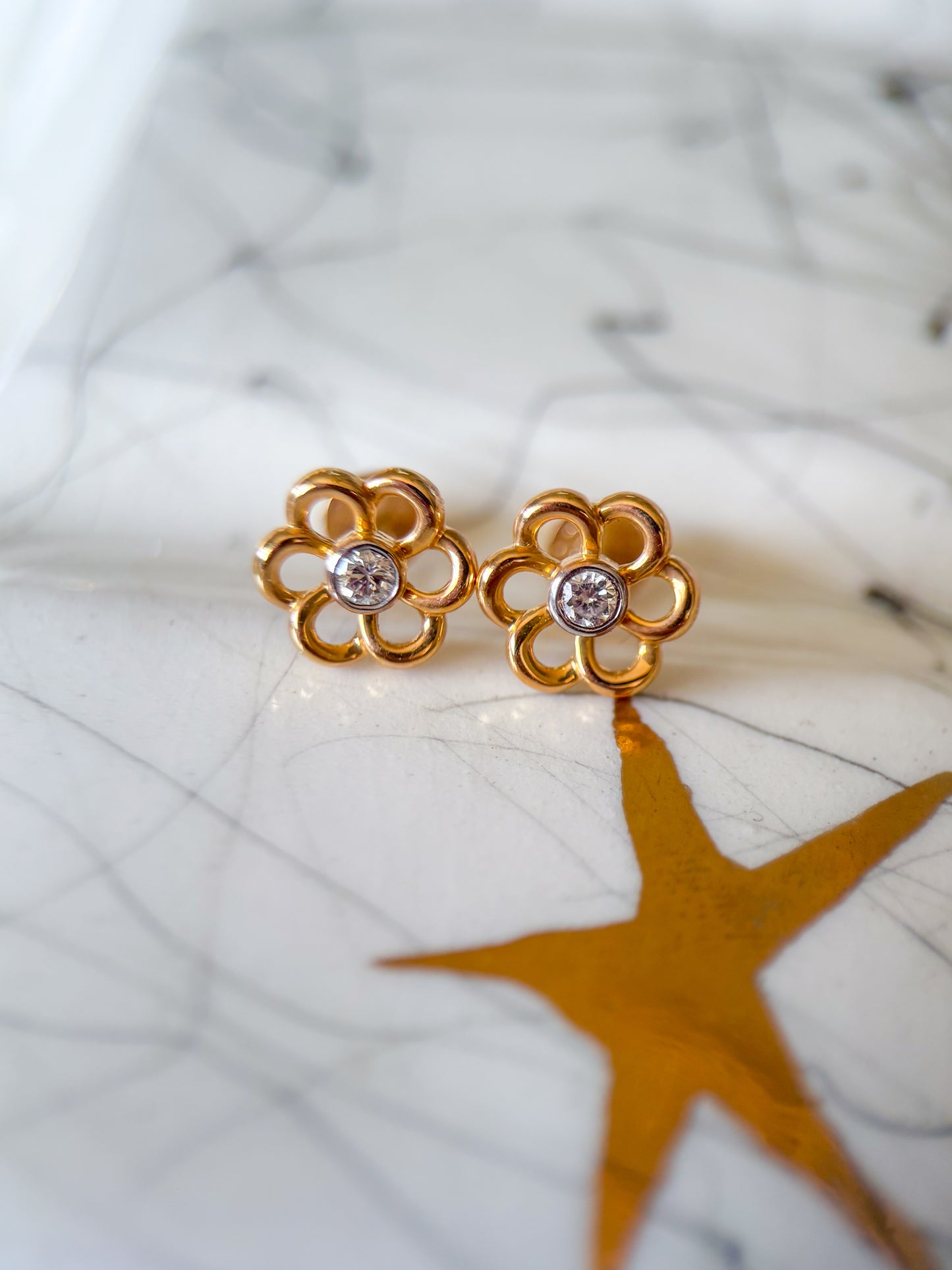 Natural Diamond Flower 14k Yellow Gold Stud Earrings