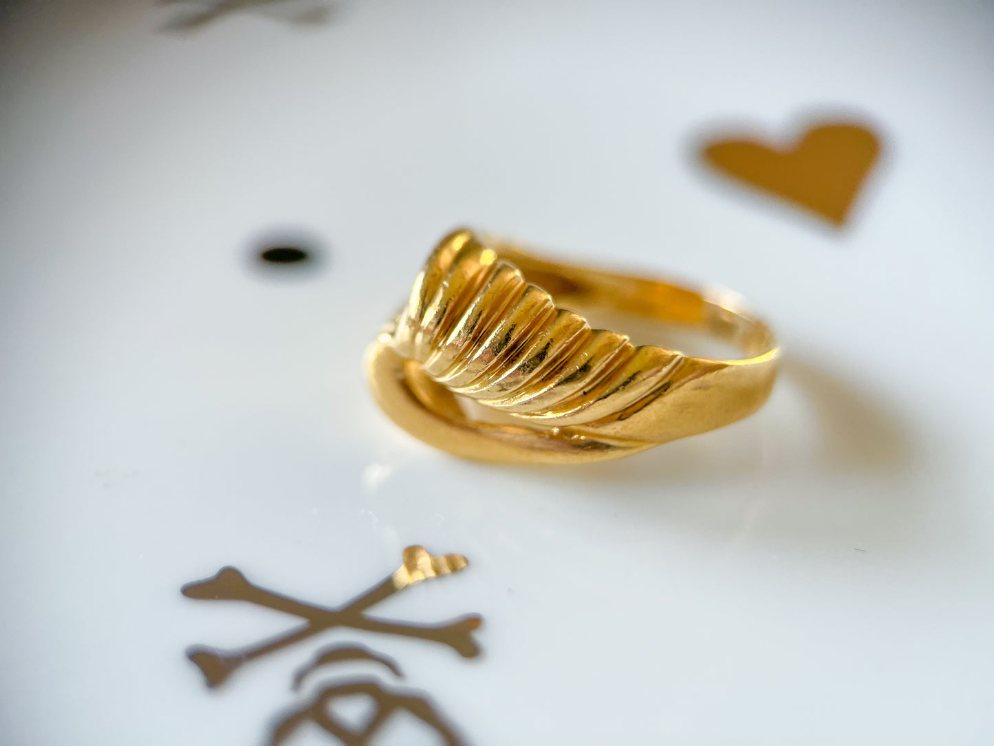 Vintage Knotted 14k Yellow Gold Ring