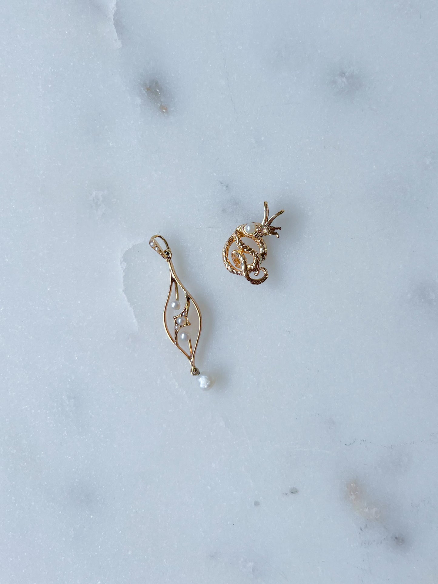 Vintage Art Nouveau Pearl 15k Yellow Gold Pendant