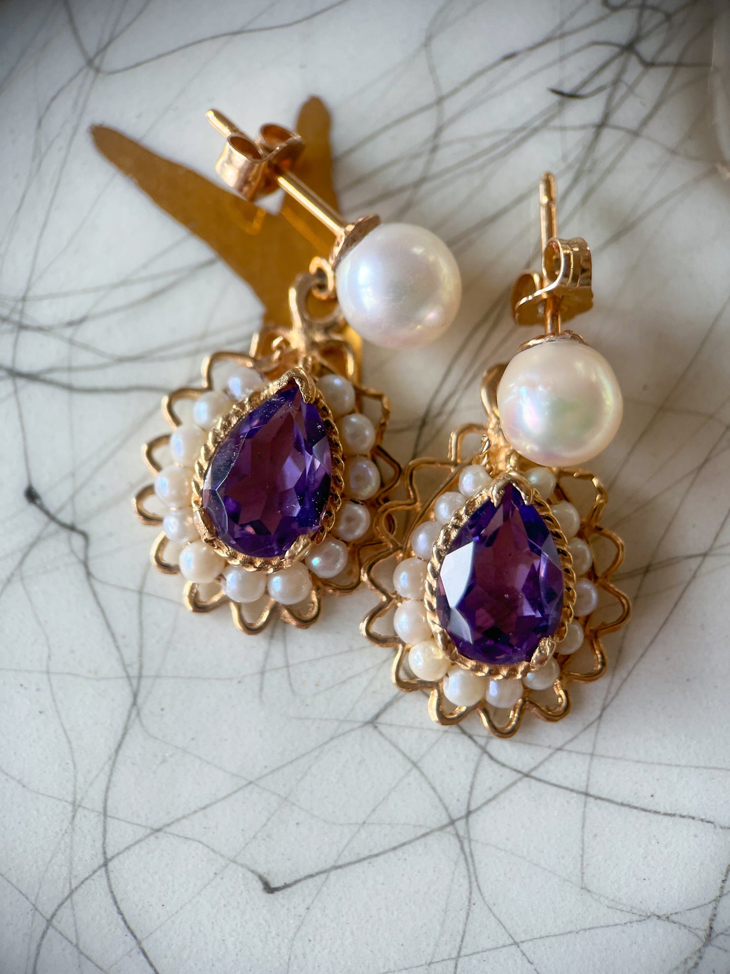Vintage Natural Amethyst and Natural Pearl 14k Yellow Gold Stud Drop Earrings