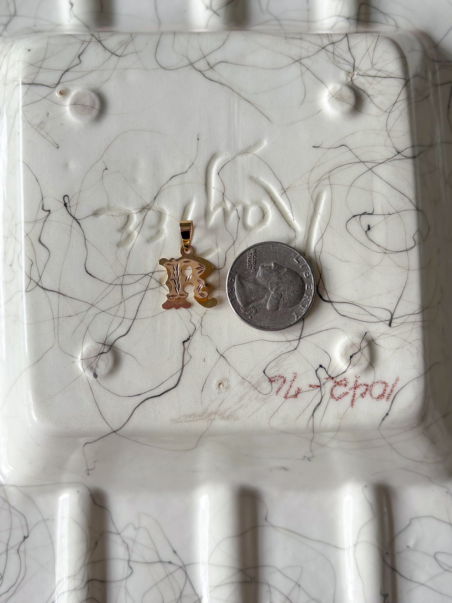 Vintage 3D Letter "R" 14k Yellow Gold Charm