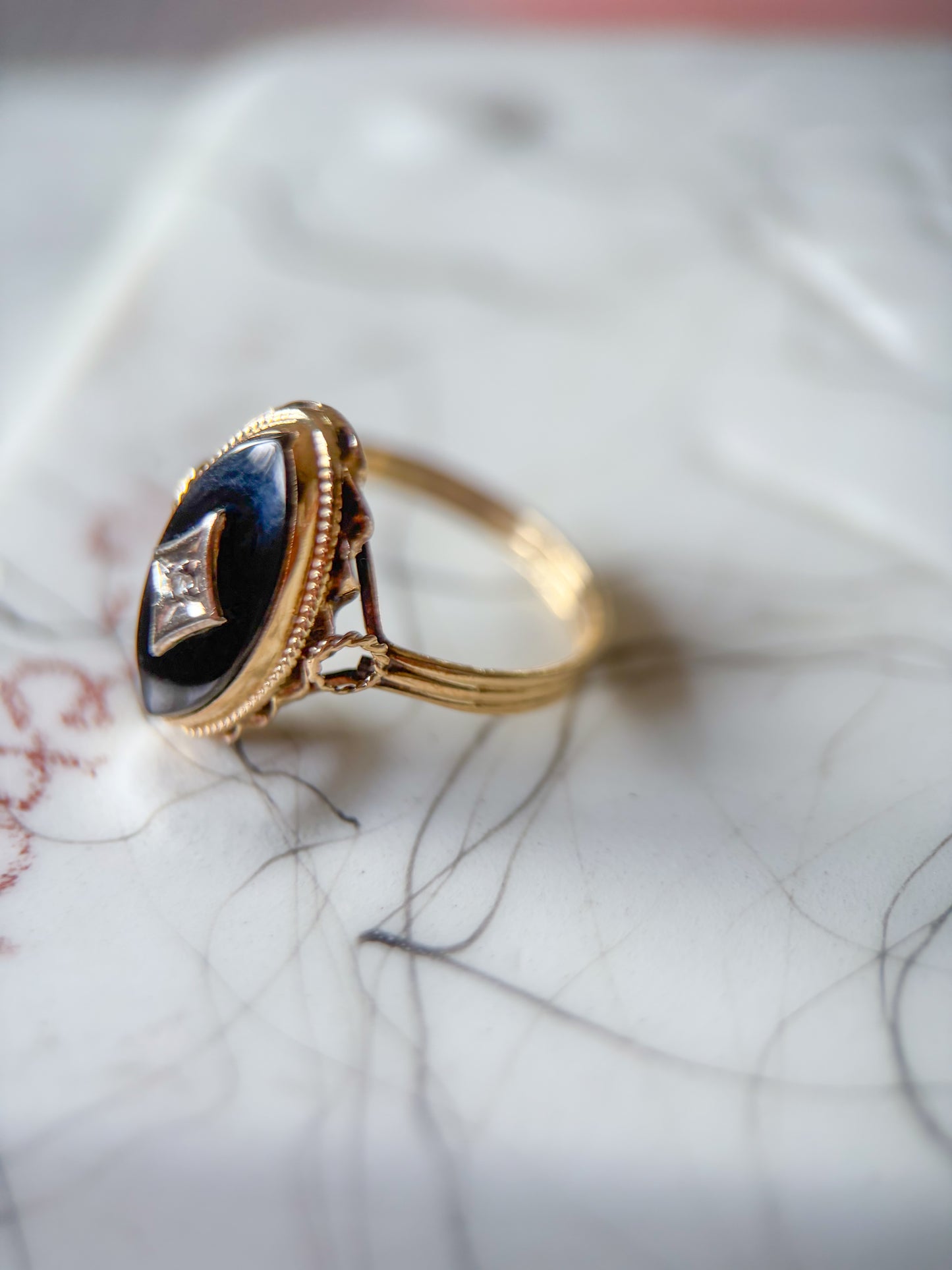 Vintage Onyx and Natural Diamond 14k Yellow Gold Ring