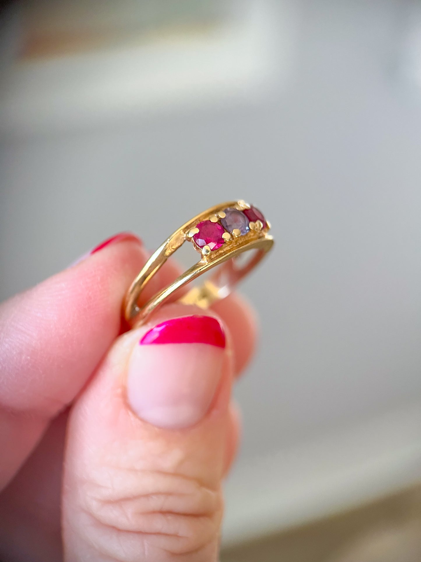 Vintage Multi Gemstone 10k Yellow Gold "Mother's Ring"