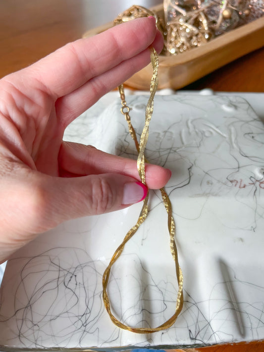Vintage Herringbone Twist 10k Yellow Gold Chain 16 Inch Necklace