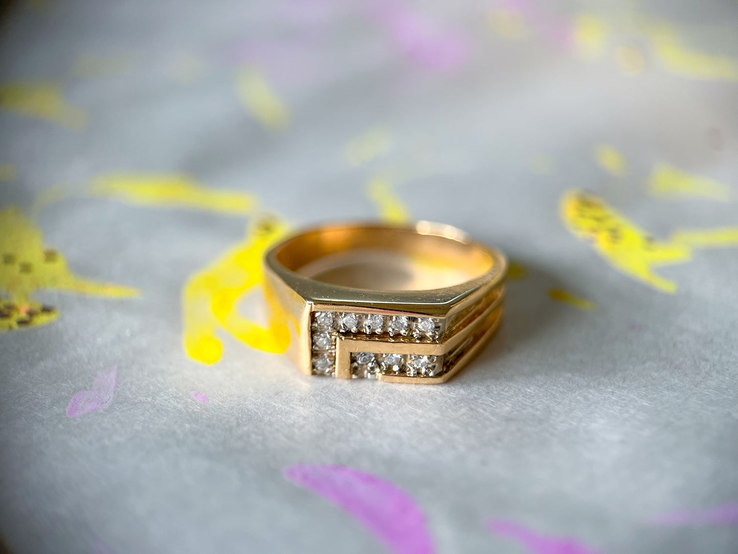 Vintage Natural Diamond 14k Yellow Gold Ring