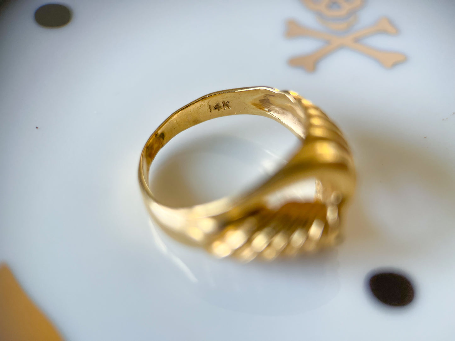 Vintage Knotted 14k Yellow Gold Ring