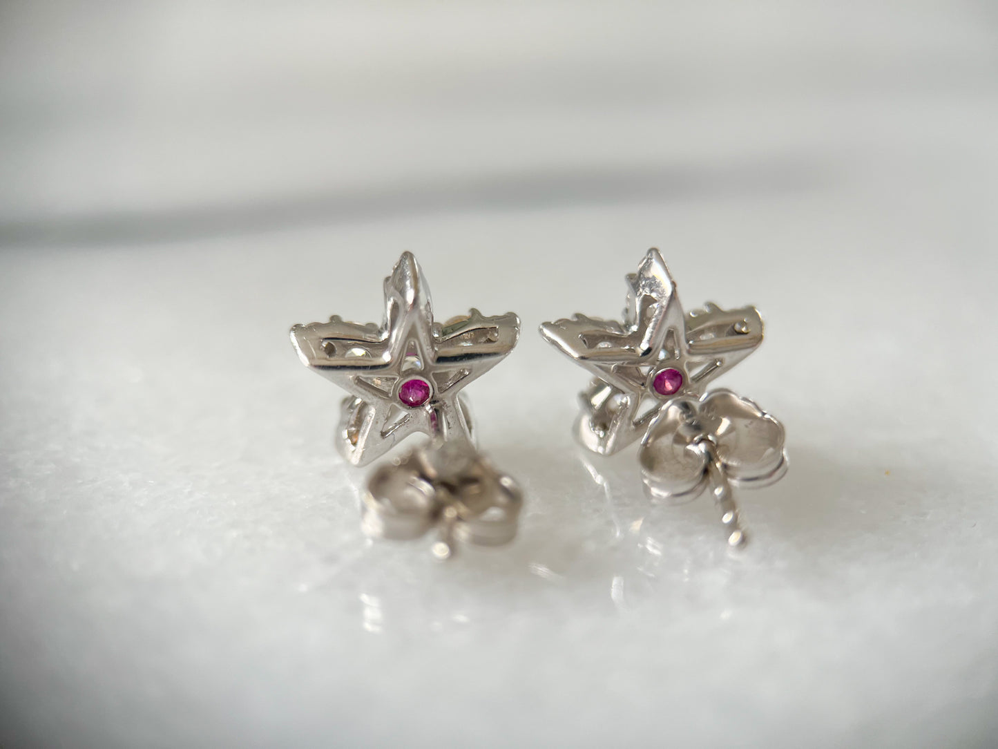 Natural Diamond Star 18k White Gold Stud Earrings
