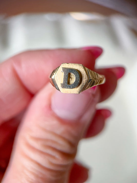 Vintage Signet Pinky Ring Initial "D" 14k Yellow Gold Ring