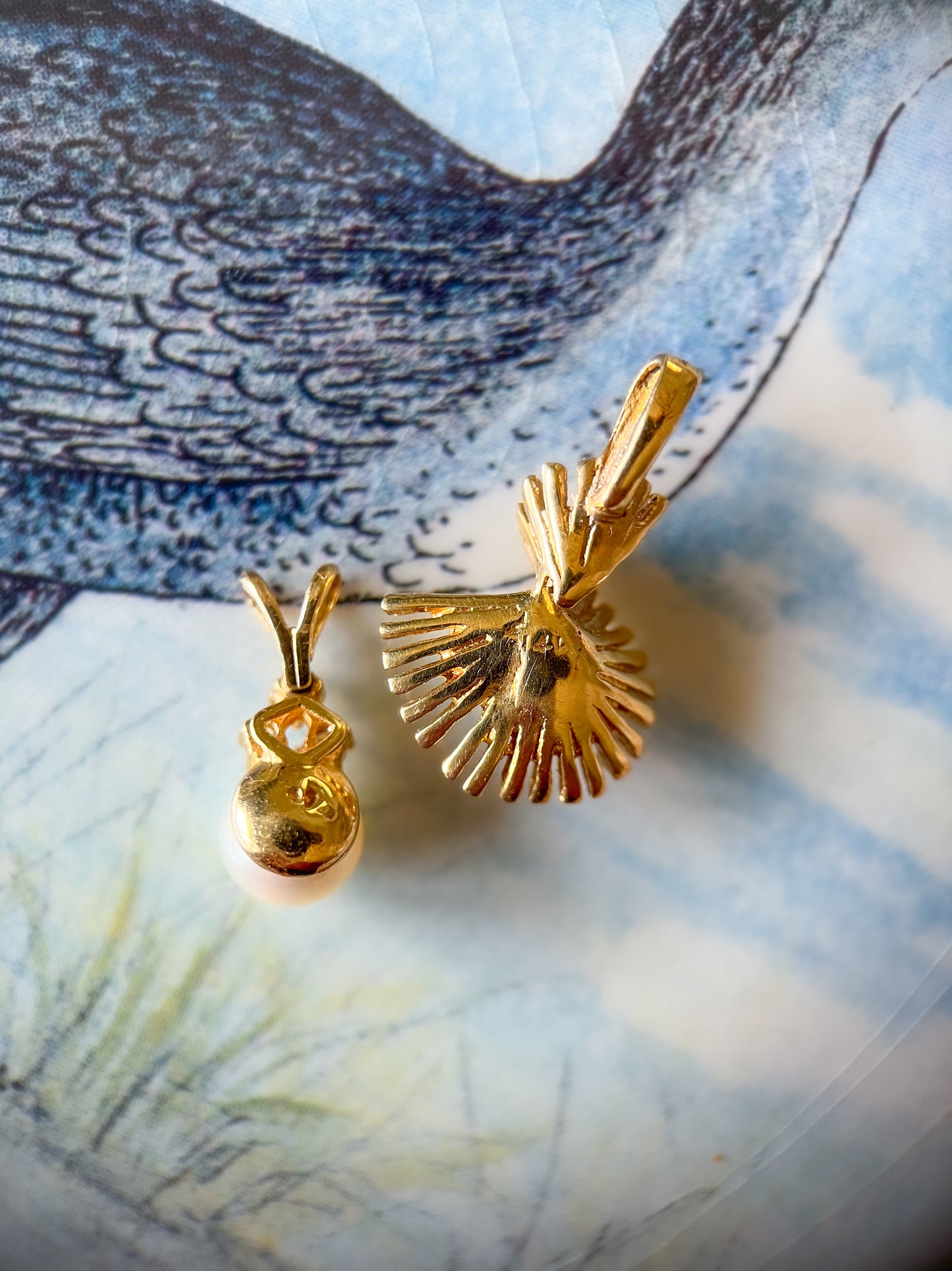 Vintage Pearl 14k Yellow Gold Charm