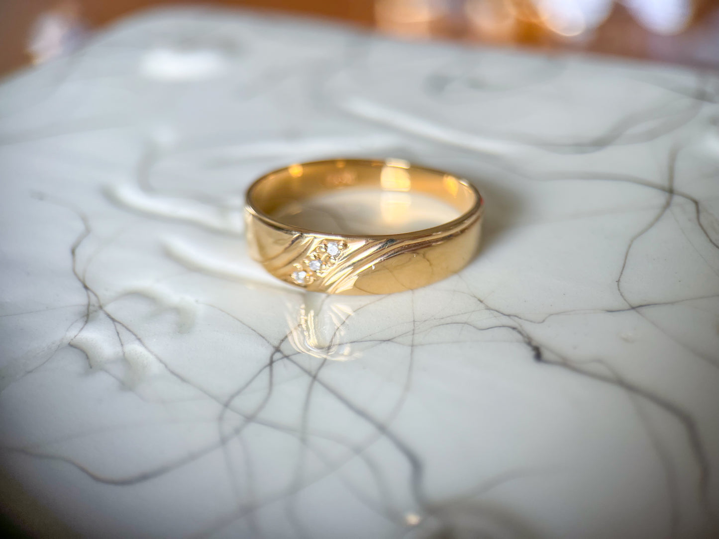 Vintage Natural Diamond 14k Yellow Gold Band
