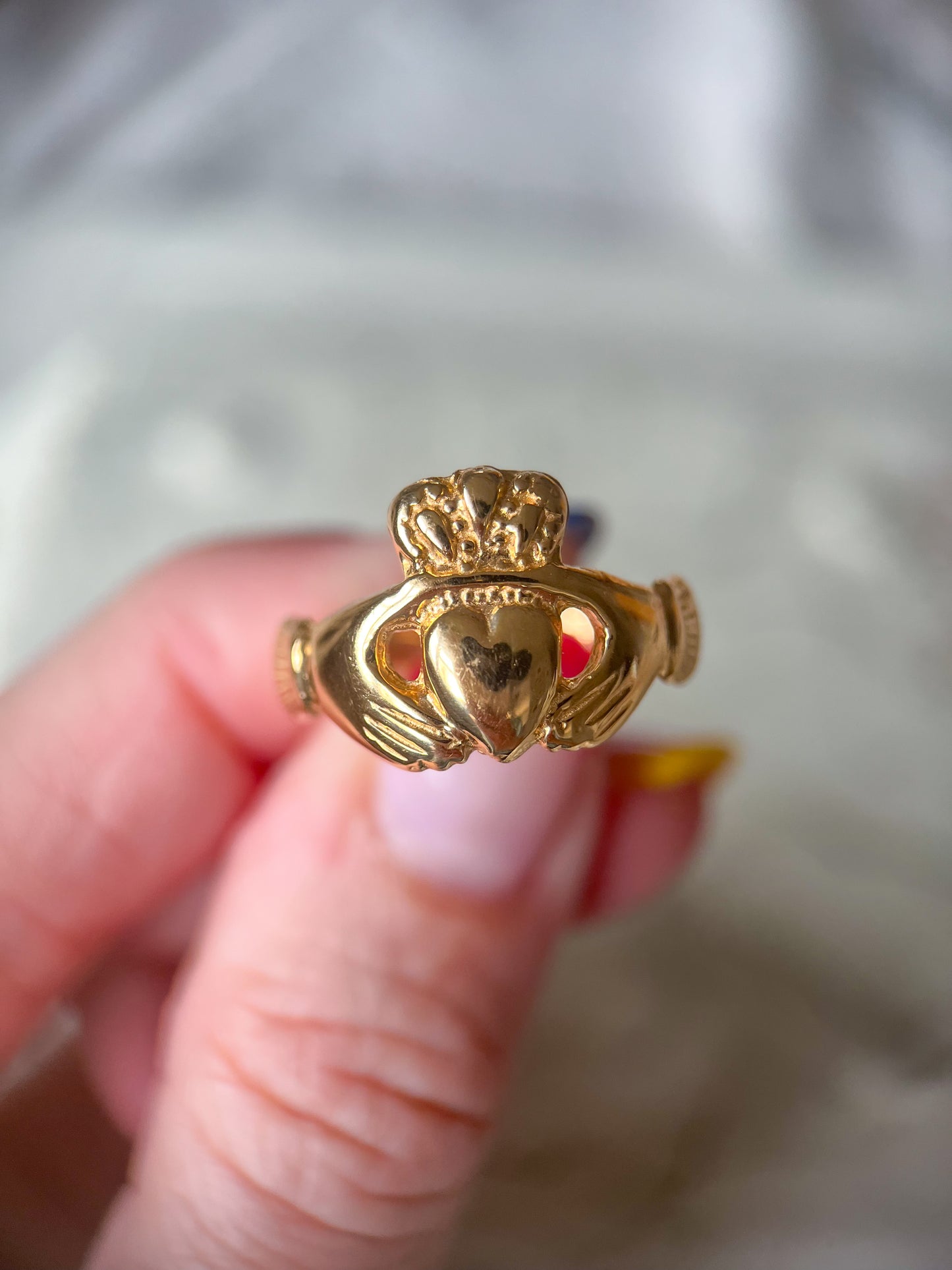 Vintage Claddagh Irish Heart Ring in 9k and 14k Yellow Gold
