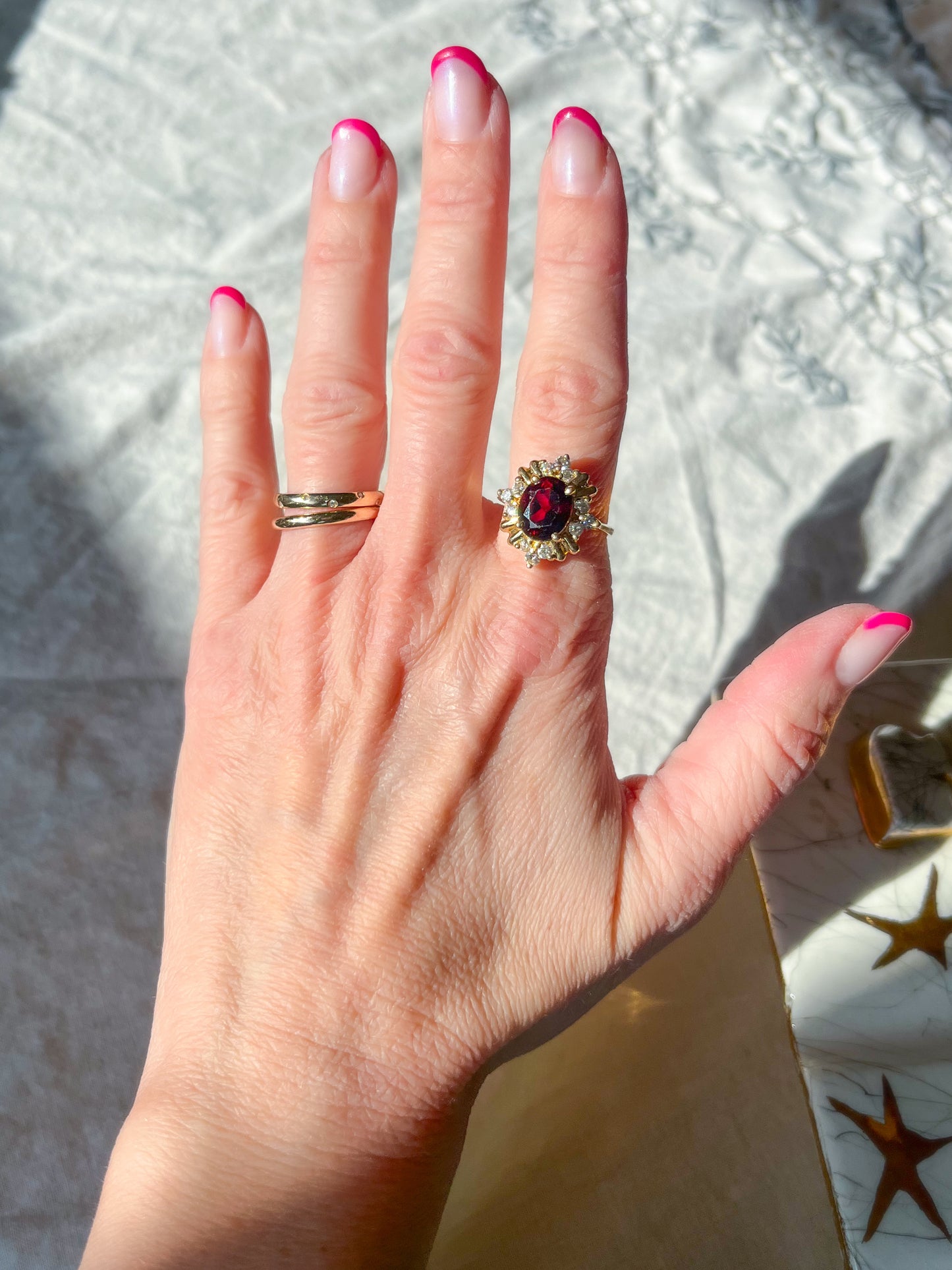 Vintage Natural Oval Garnet and Diamond 14k Yellow Gold Ring