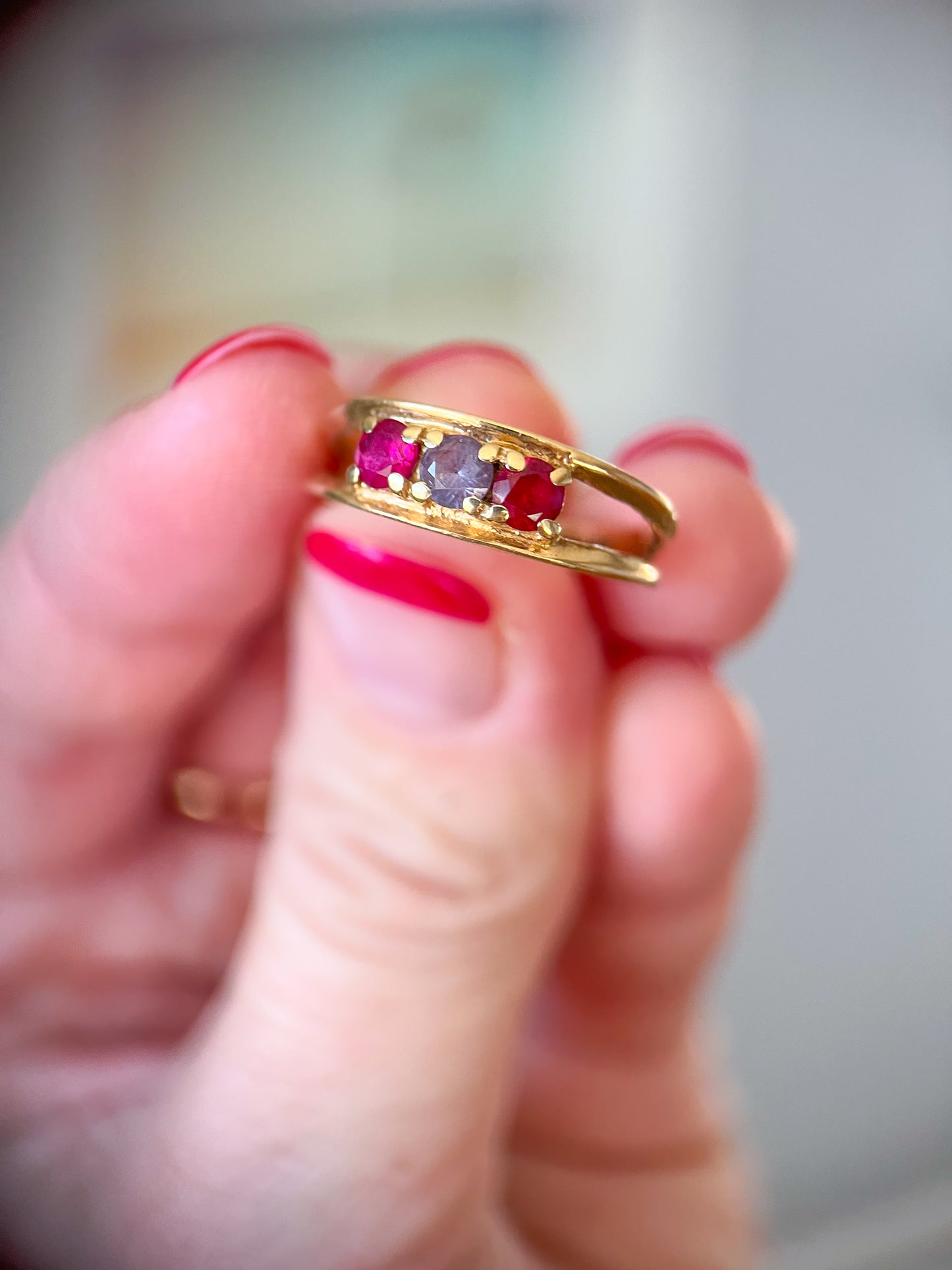 Vintage Multi Gemstone 10k Yellow Gold "Mother's Ring"