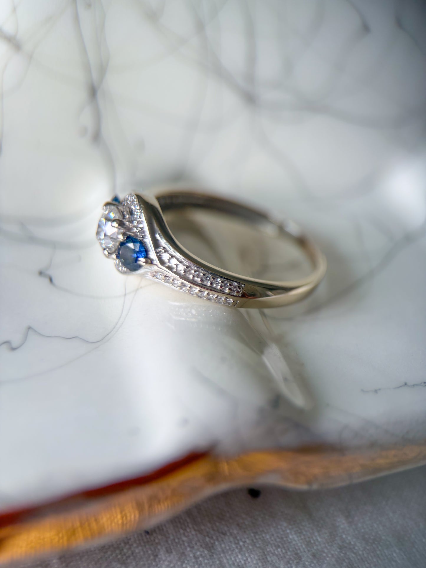 Vintage Natural Diamond and Natural Sapphire 14k White Gold Ring
