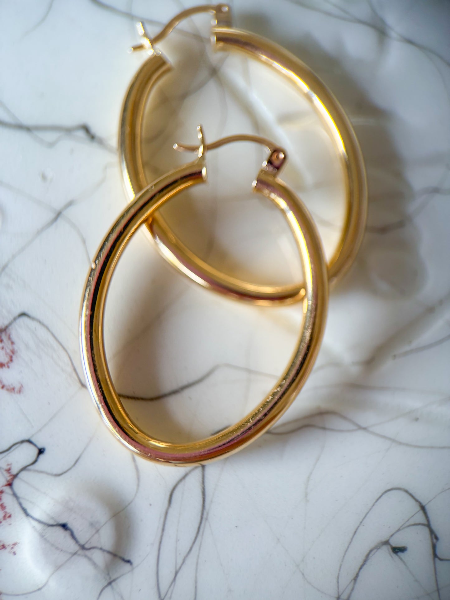 Vintage Oval Tube Hoop 14k Yellow Gold Earrings