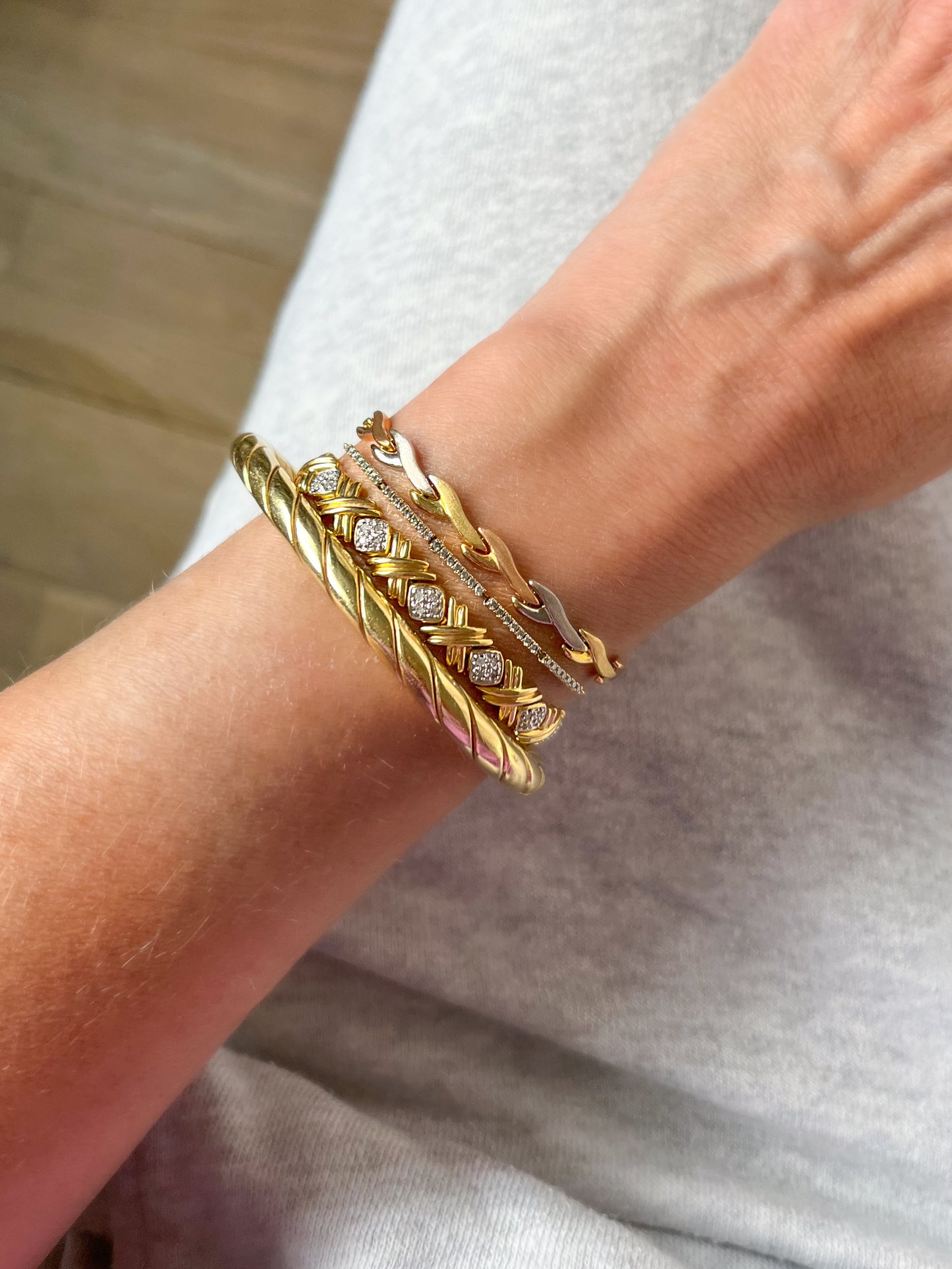 14k Tri Colored White, Rose, Yellow Gold Flat Link 7 Inch Bracelet