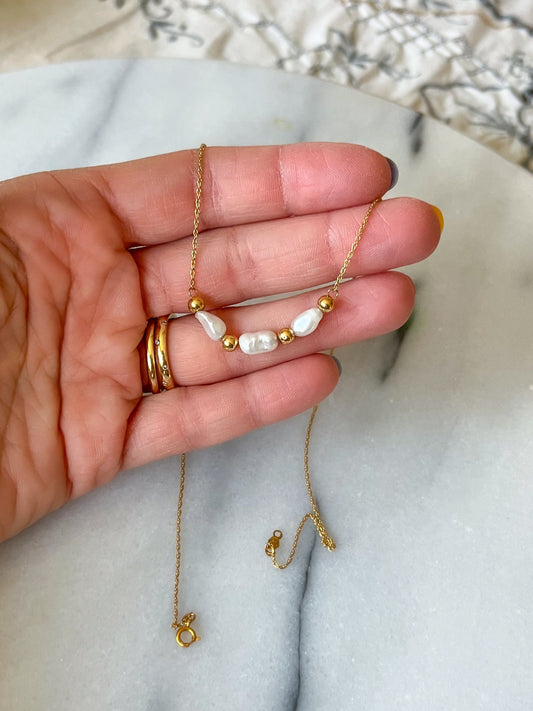 Vintage Chain with Pearl Accent 14k Yellow Gold 16 Inch Necklace