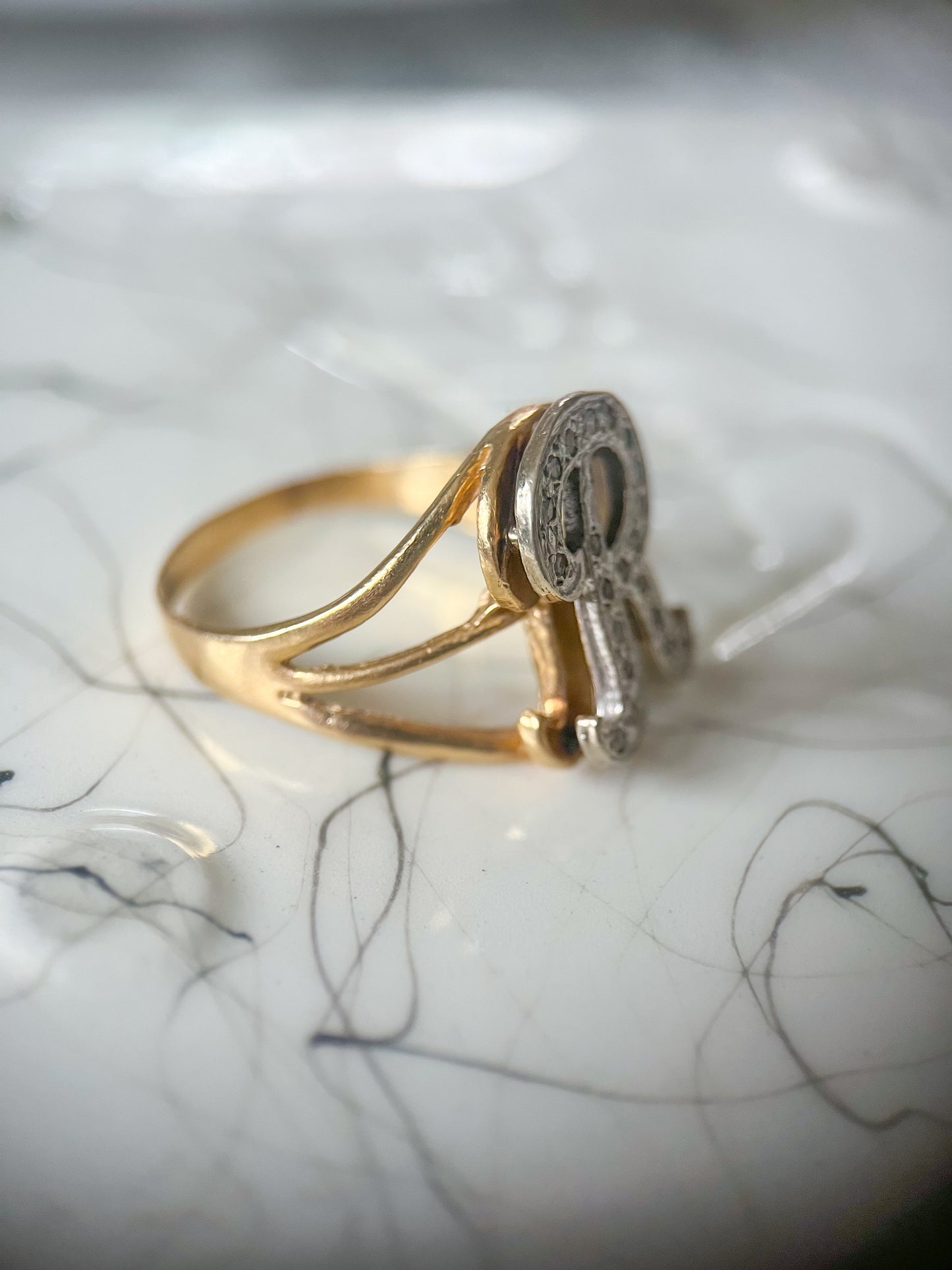 Vintage Natural Diamond Letter "R" 14k Yellow Gold Ring