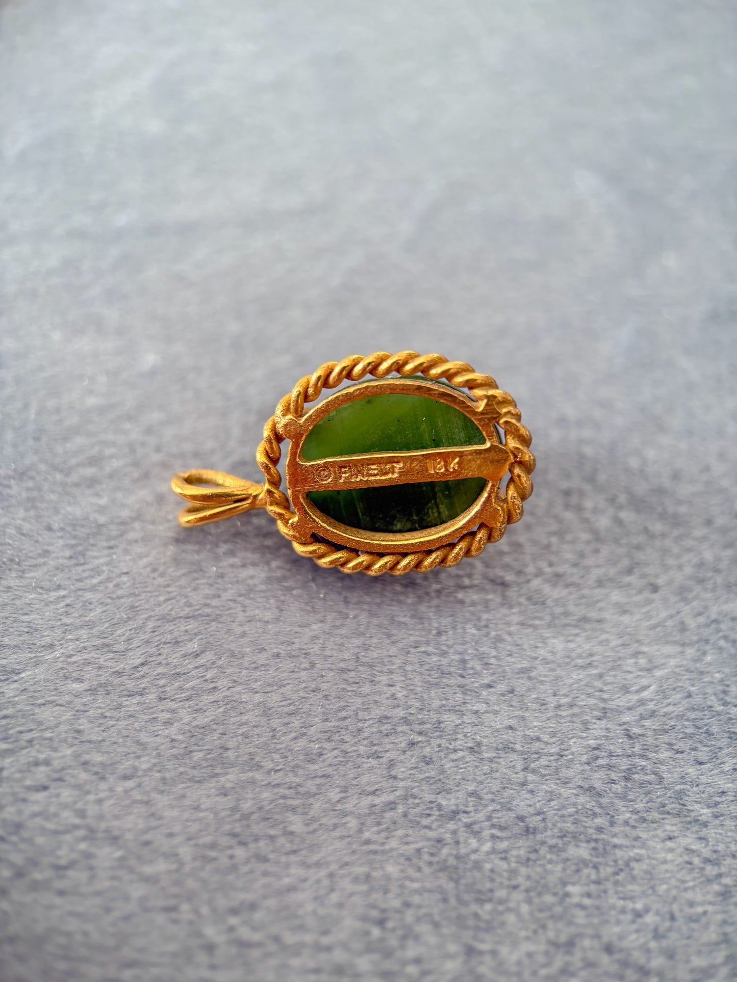 Vintage Jade 18k Yellow Gold Charm