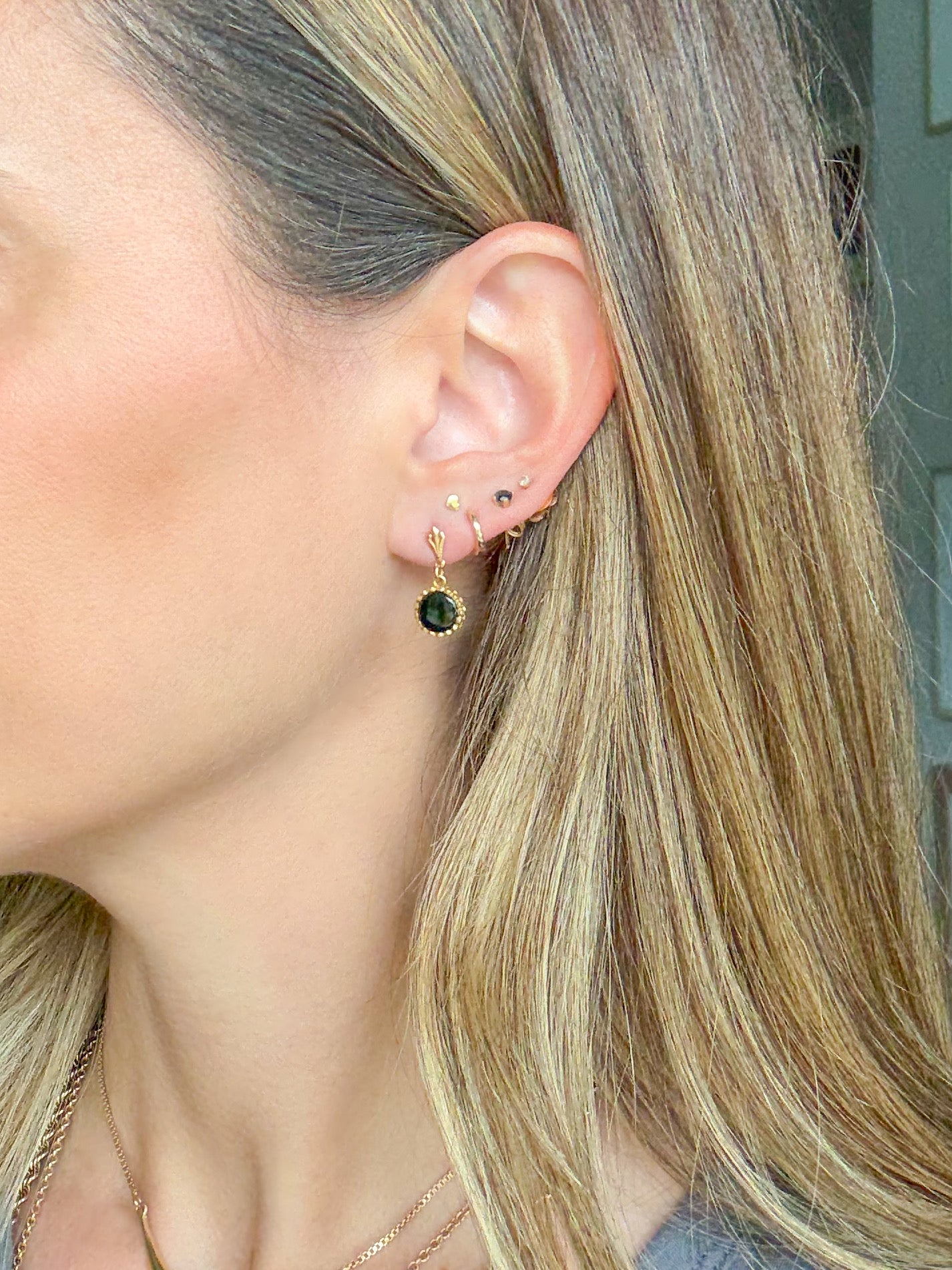 Vintage Onyx Drop 14k Yellow Gold Earrings