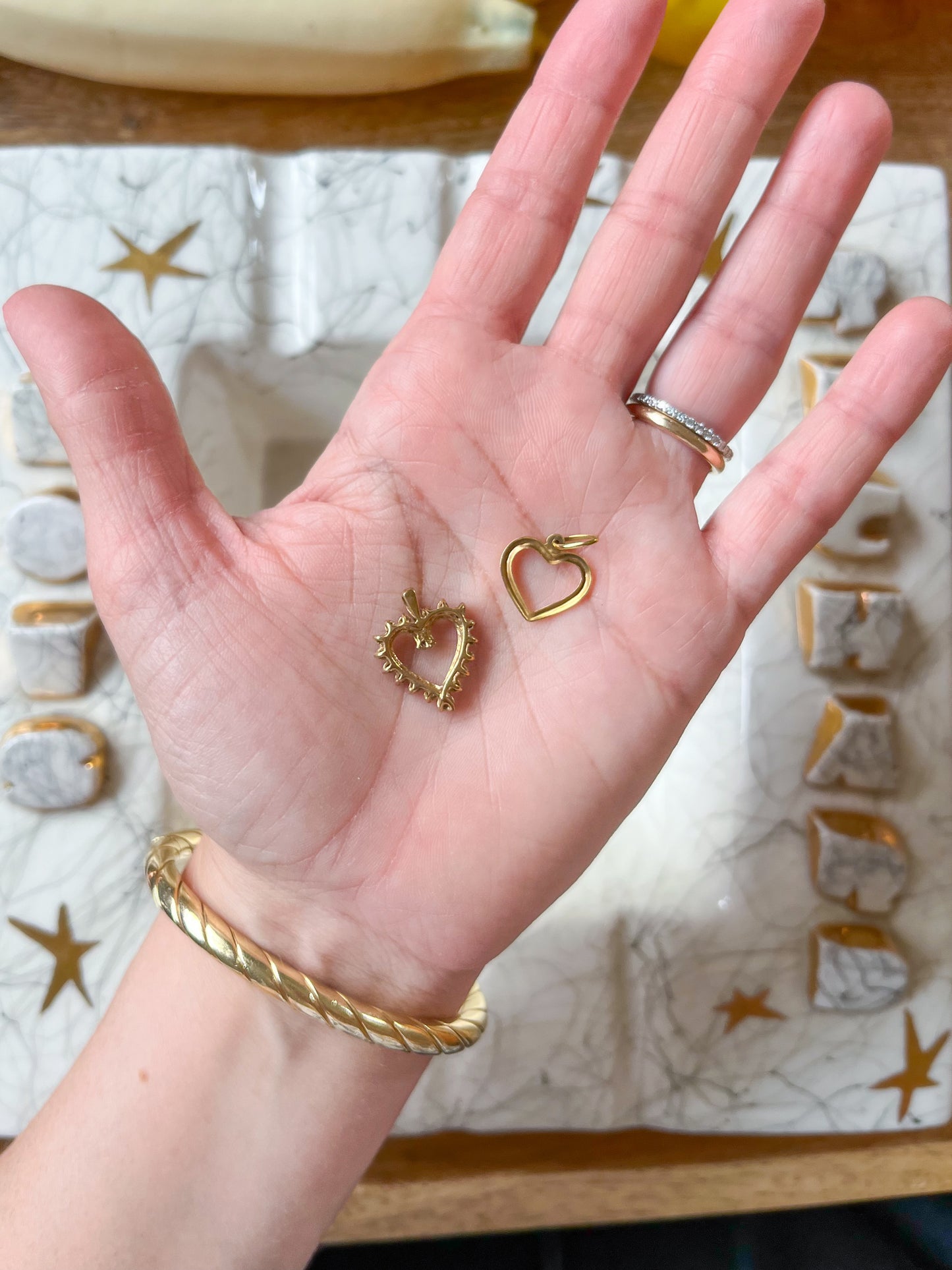 Vintage Open Heart 18k Yellow Gold Charm