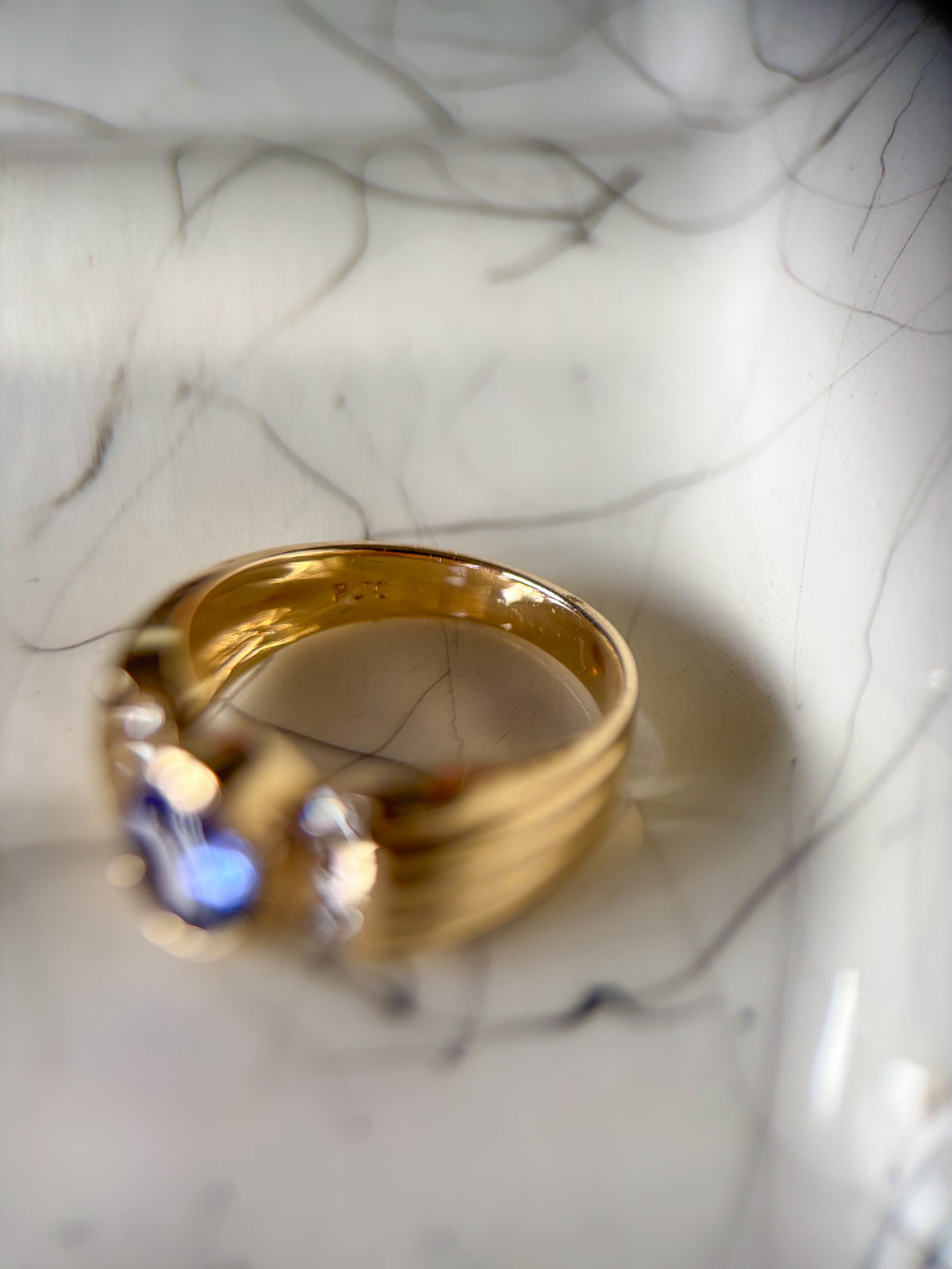 Vintage Natural Tanzanite and Natural Diamond 14k Yellow Gold Ring