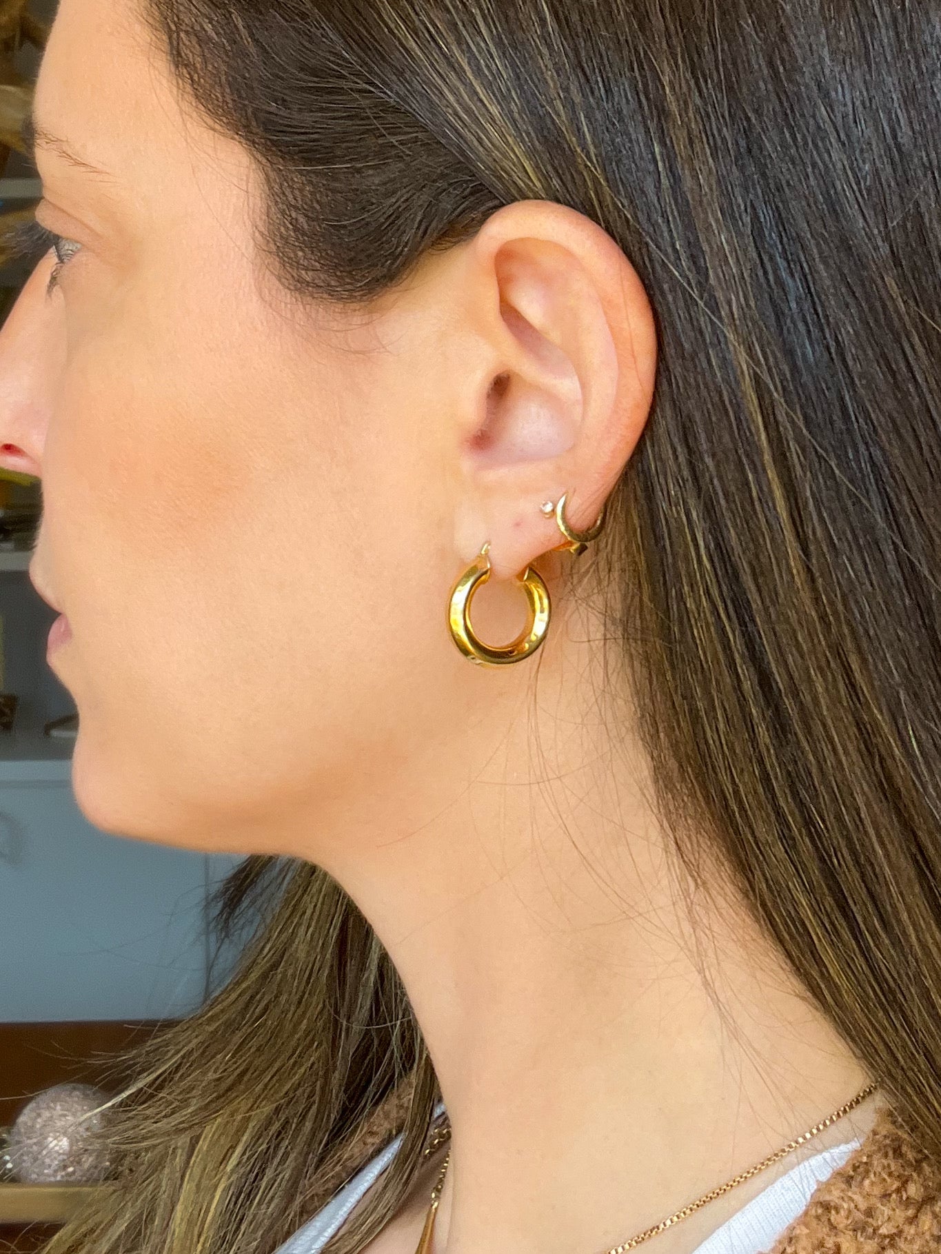 Vintage Chunky Faceted 14k Yellow Gold Hoop Earrings