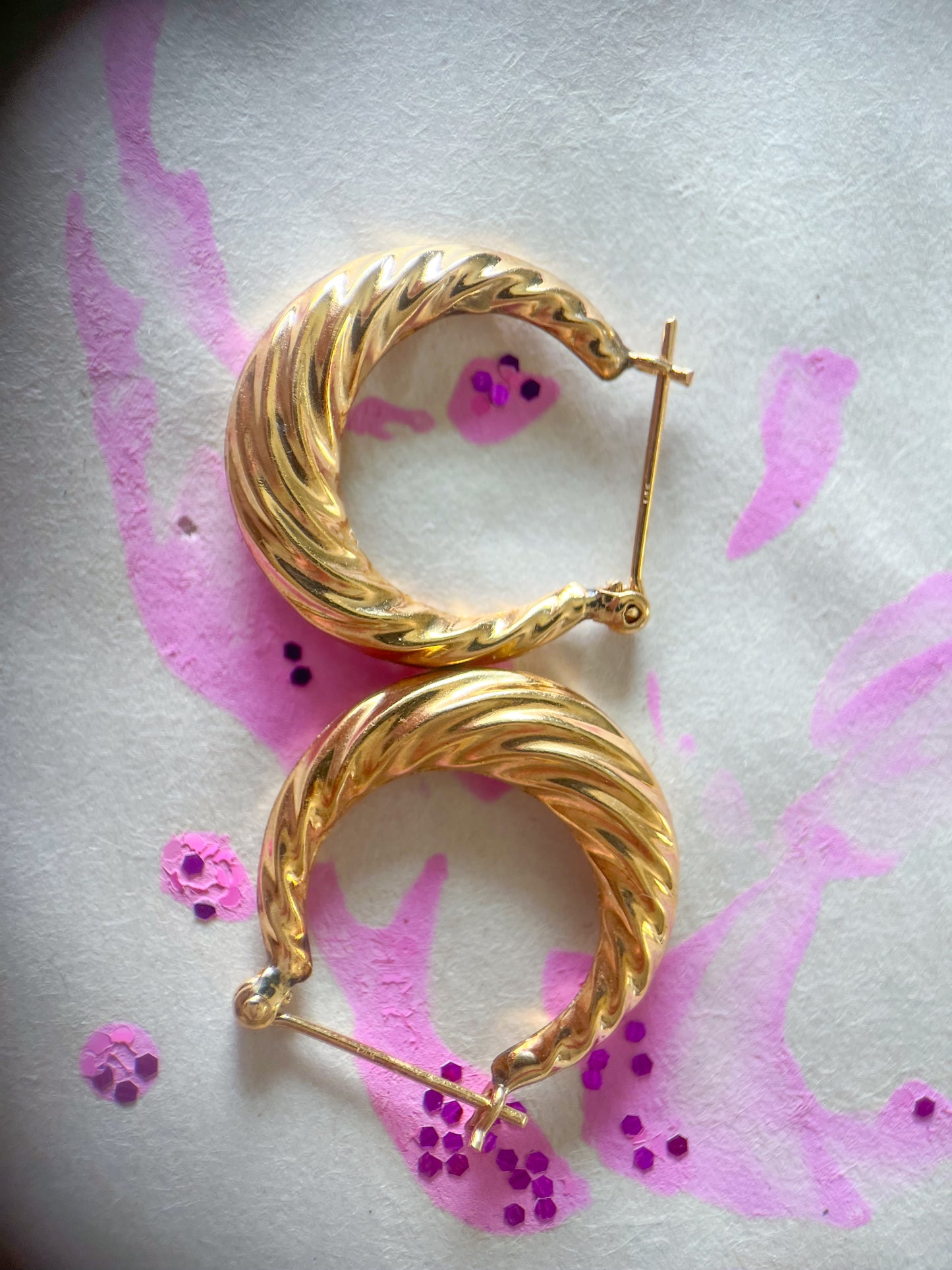 Vintage Twist 14k Yellow Gold Hoop Earrings