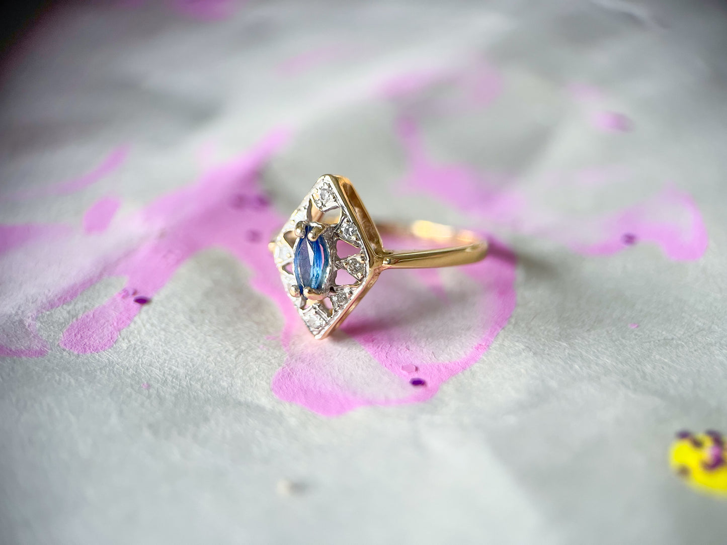 Vintage Natural Sapphire and Diamond 14k Yellow Gold Ring