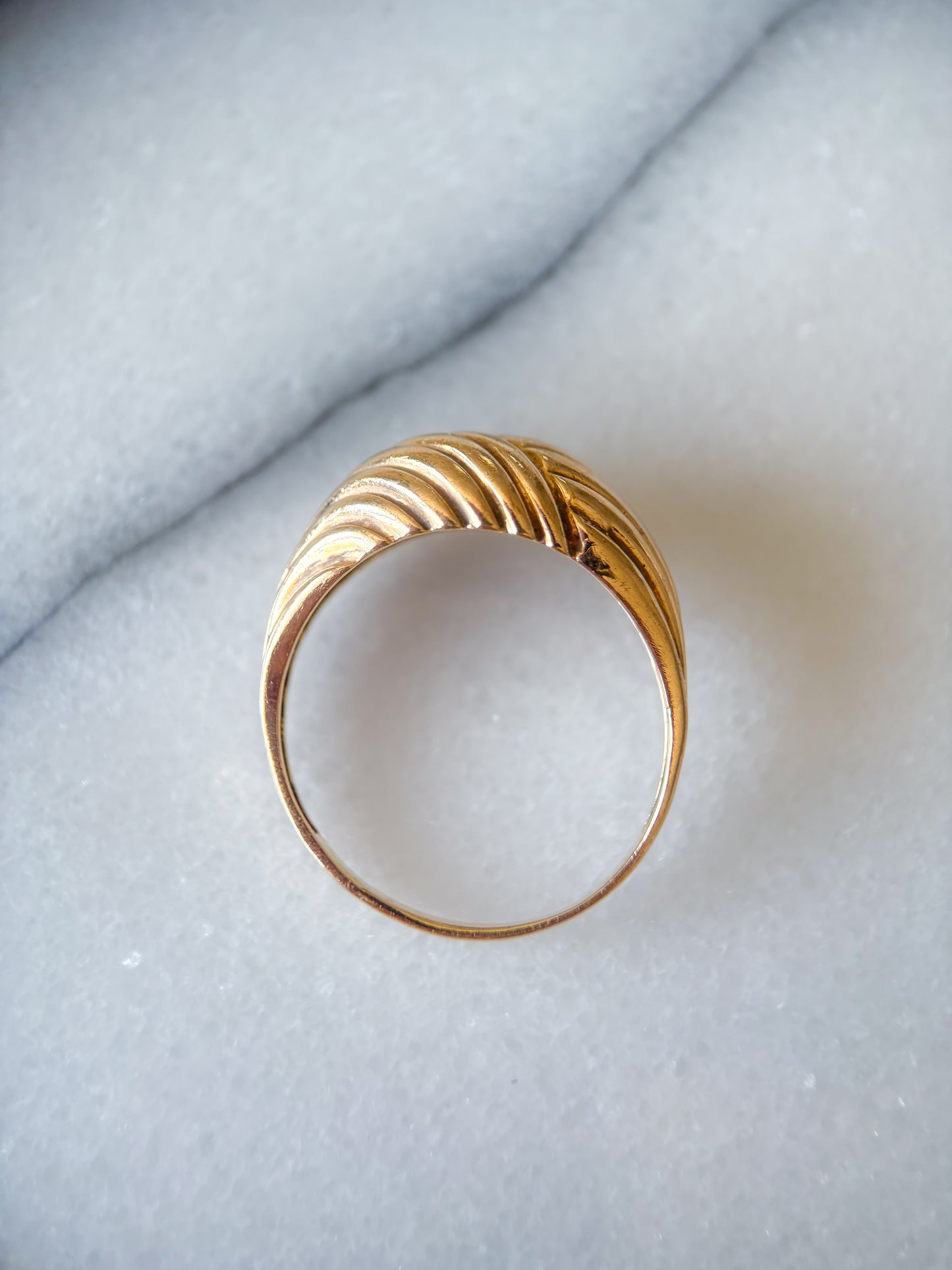 Vintage Bombé 10k Yellow Gold Ring