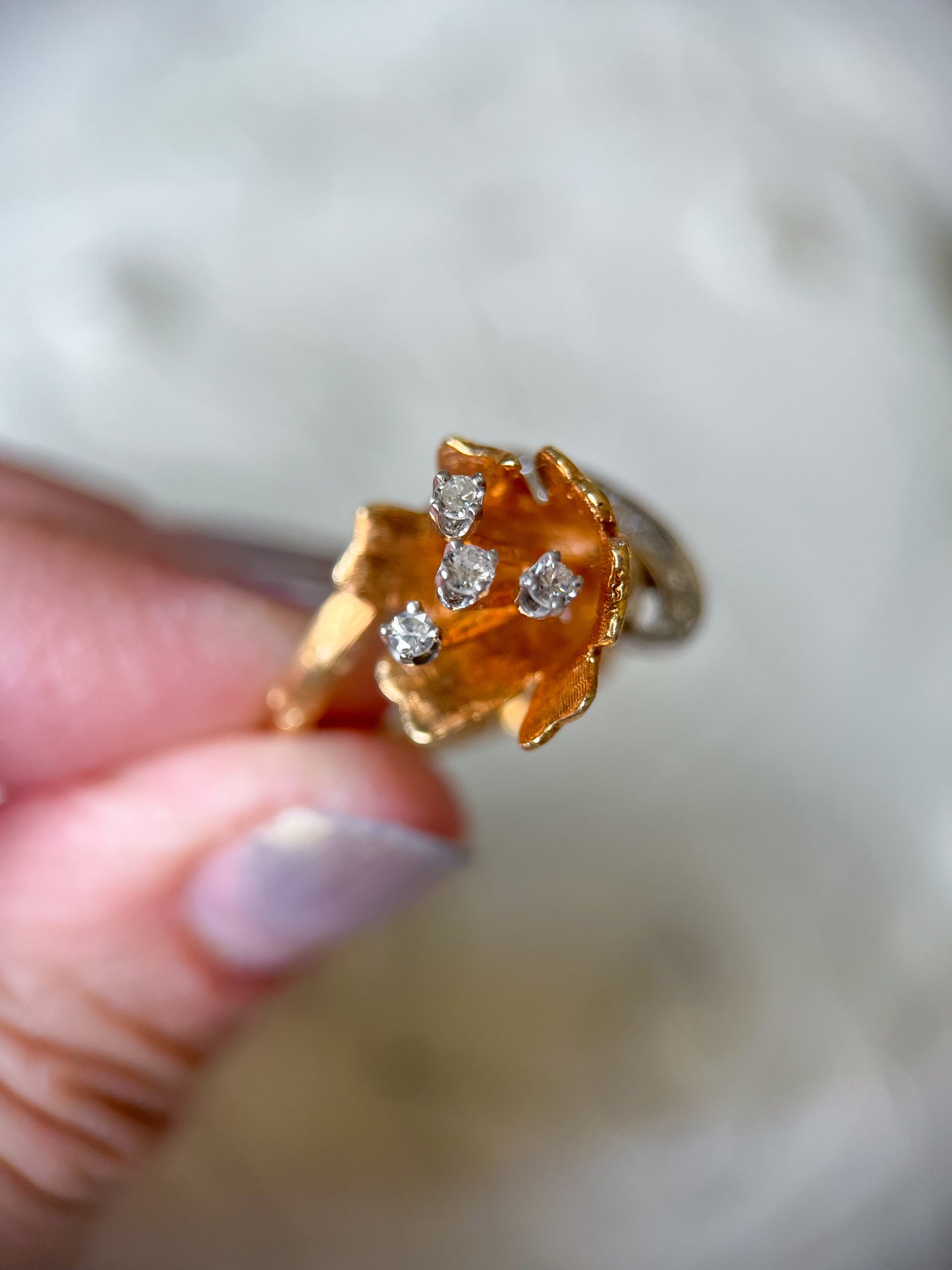 Vintage Flower Natural Diamond Rings in 18k Yellow Gold