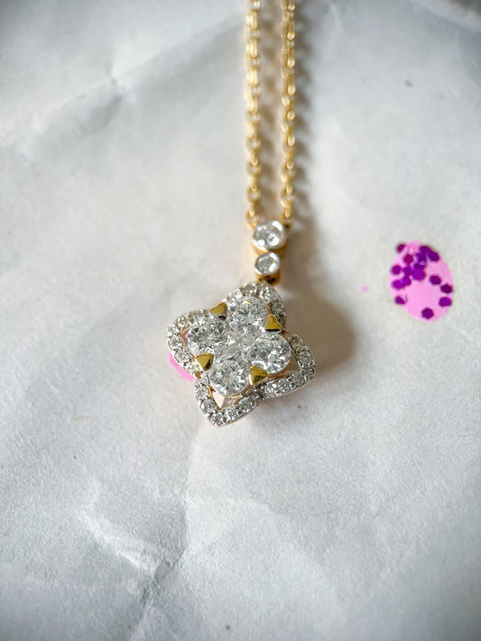 Natural Diamond Clover 18k Yellow Gold Charm with Chain
