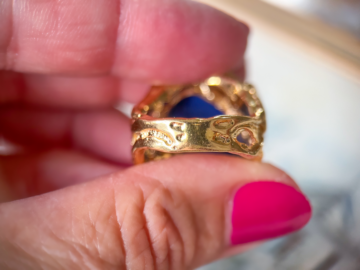 Vintage Lapis Lazuli 18k Gold Ring - Circa 1960s