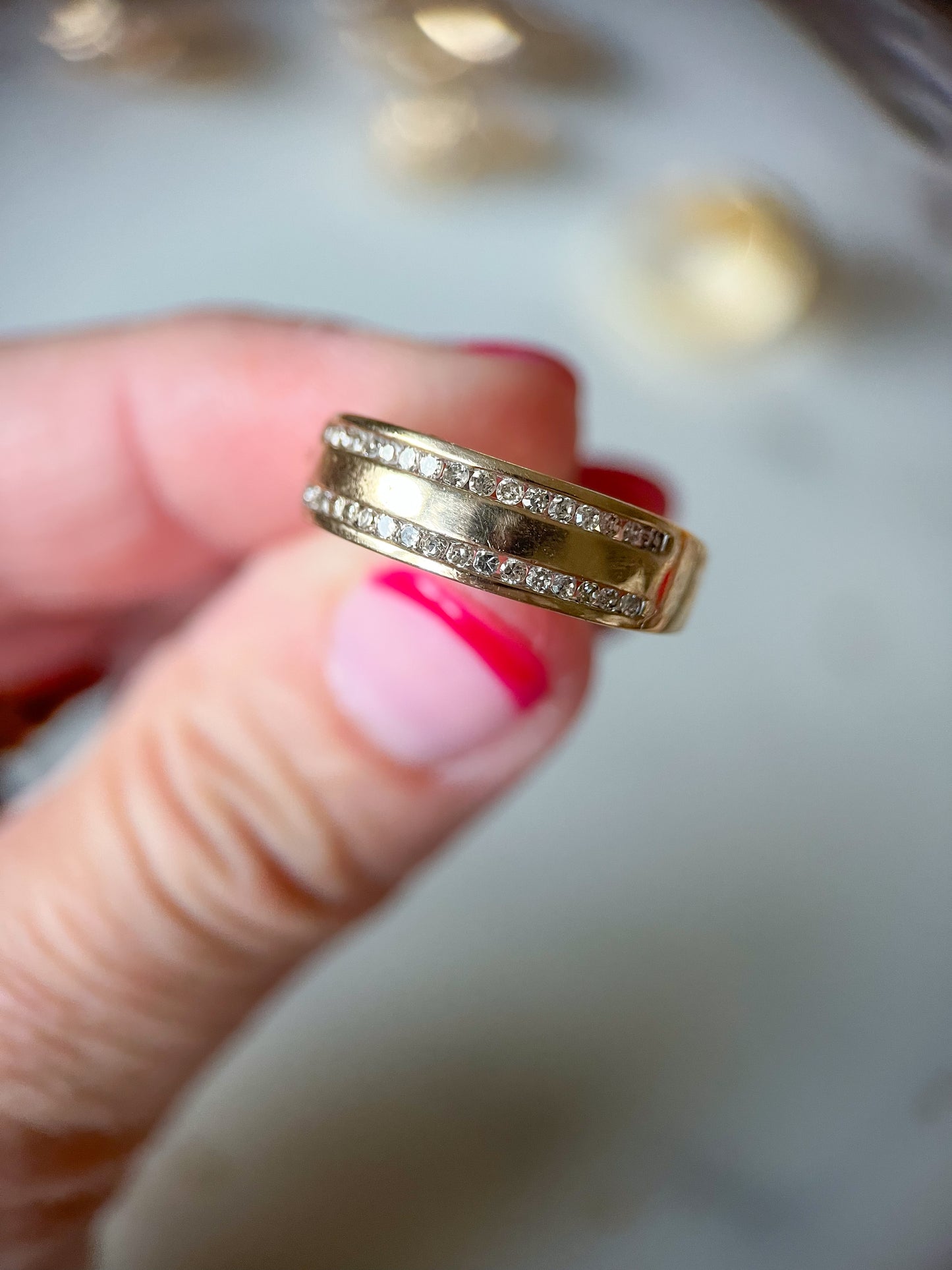 Vintage Natural Diamond and 10k Yellow Gold Band