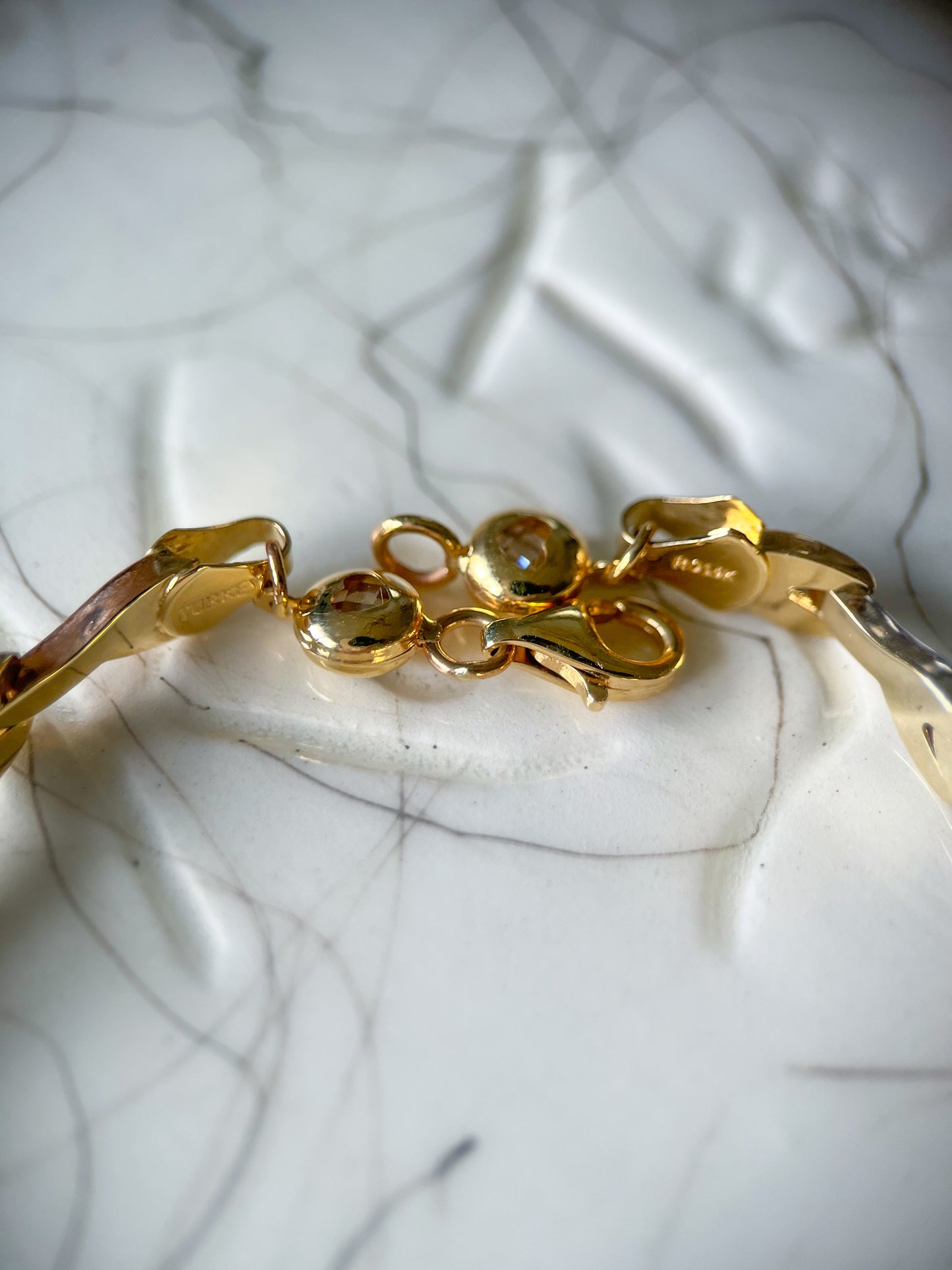 14k Tri Colored White, Rose, Yellow Gold Flat Link 7 Inch Bracelet