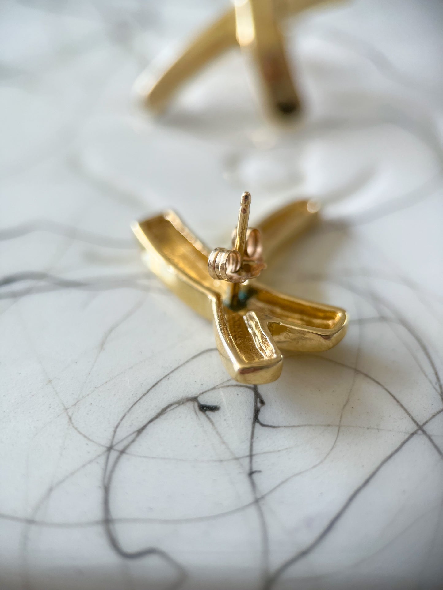 Vintage X Shaped 14k Yellow Gold Stud Earrings