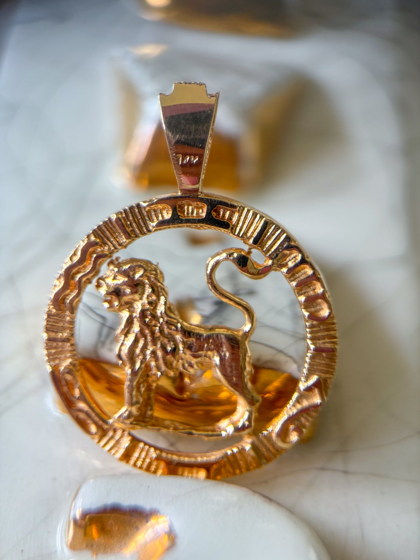 Vintage Leo Zodiac Sign 14k Yellow Gold Charm