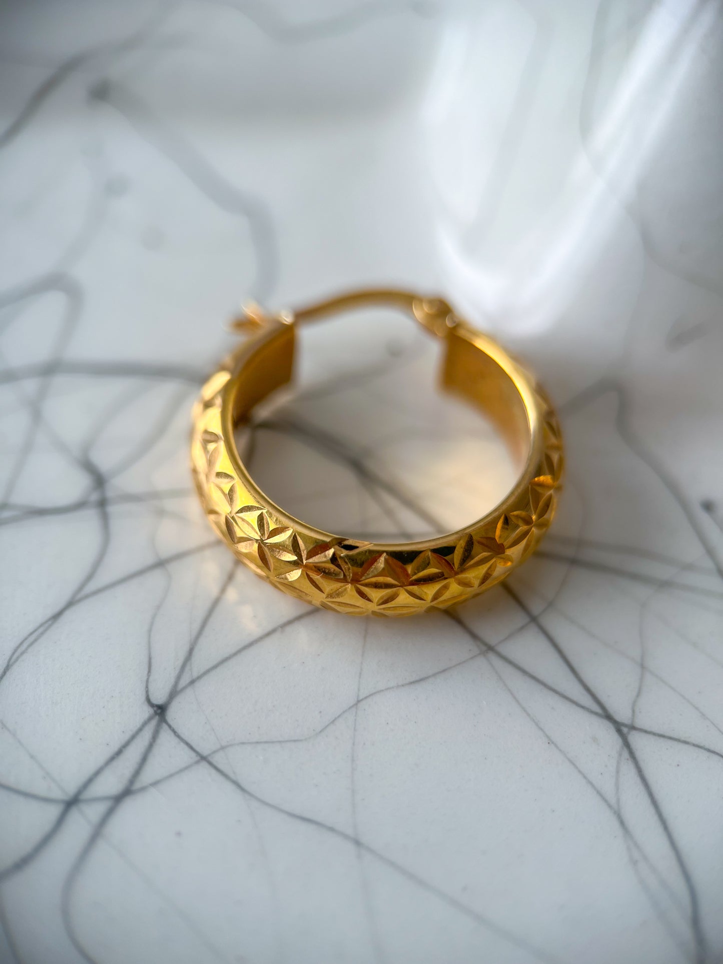 Vintage Puffy Quilted 14k Yellow Gold Hoop Earrings