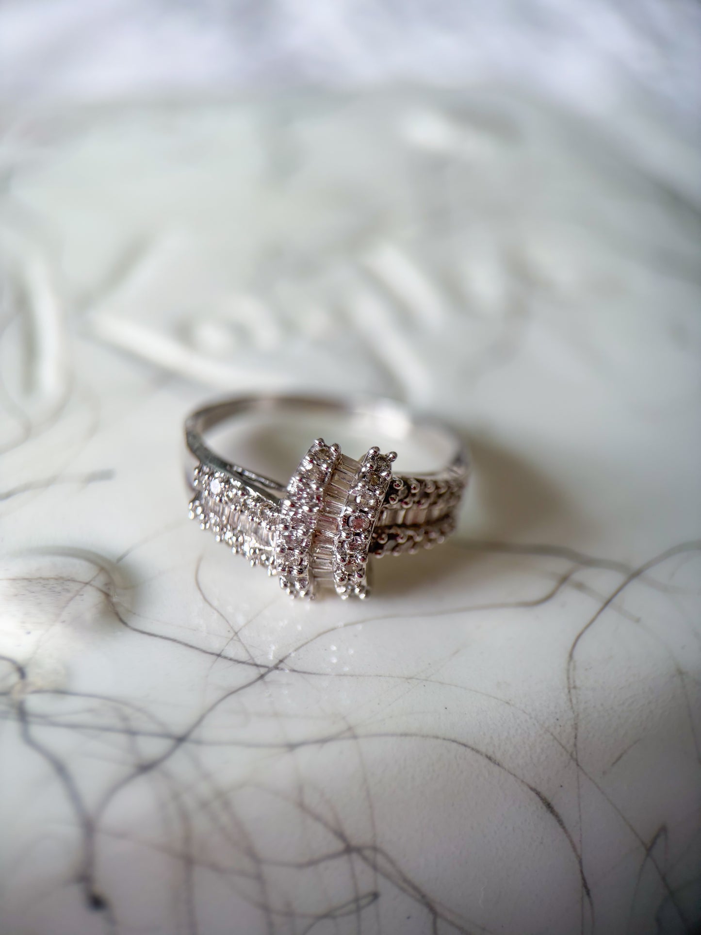 Vintage Knot Natural Diamond 14k White Gold Ring