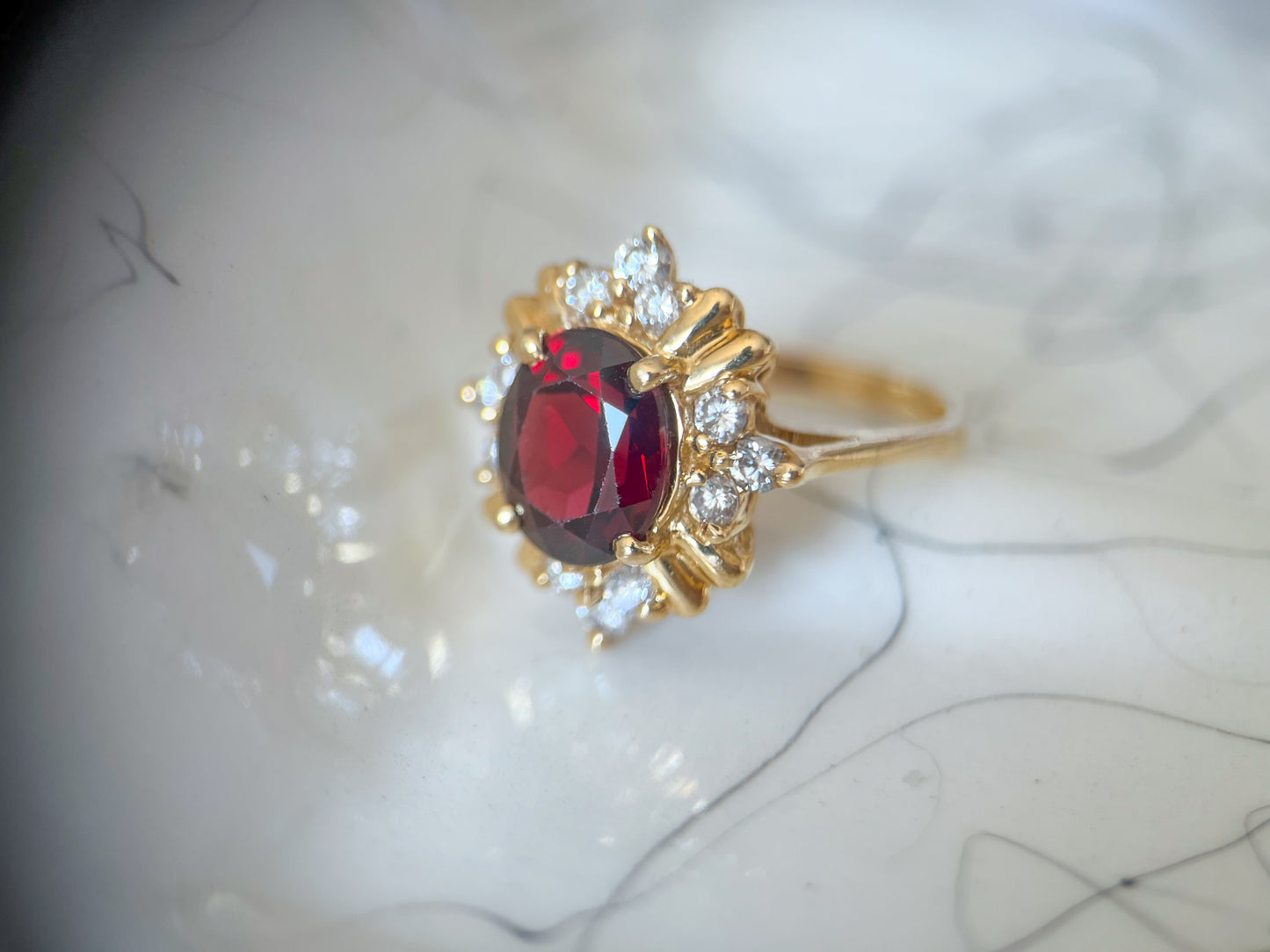 Vintage Natural Oval Garnet and Diamond 14k Yellow Gold Ring