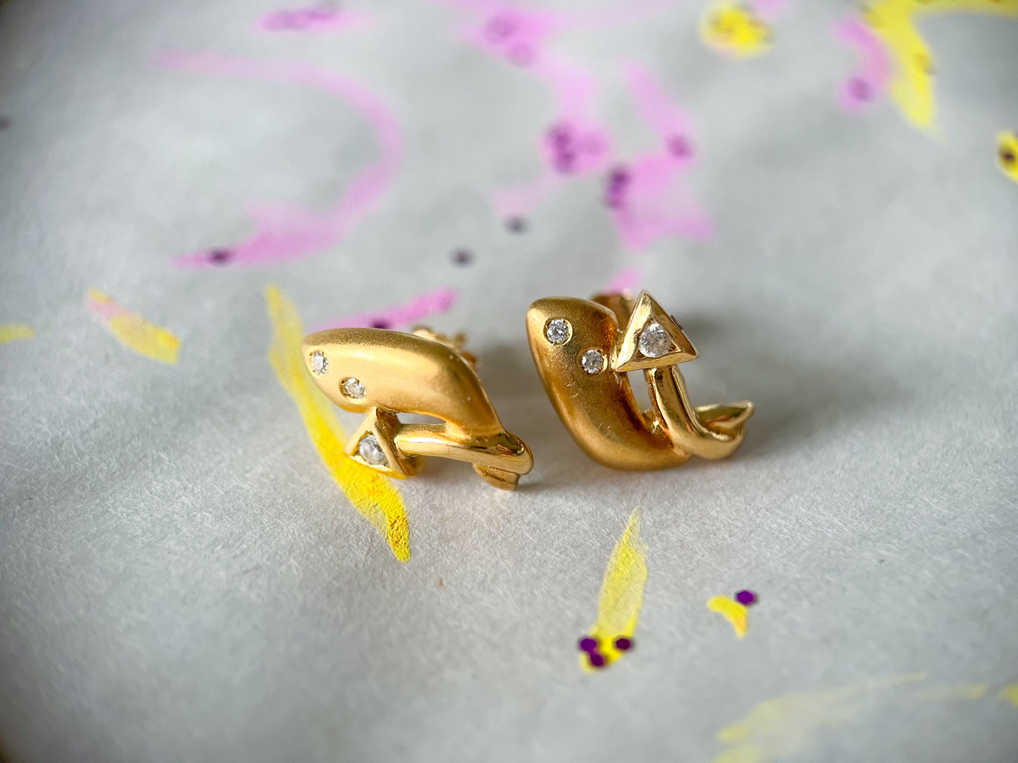 Vintage 14k Yellow Gold Arrows with CZ Earrings