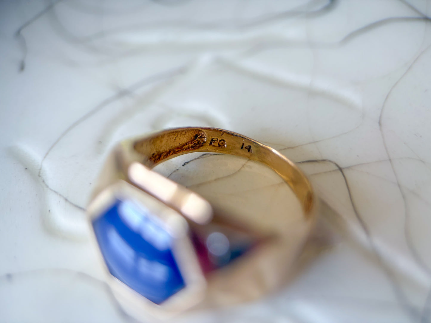 Vintage Natural Star Sapphire and Diamond 14k Yellow Gold Ring