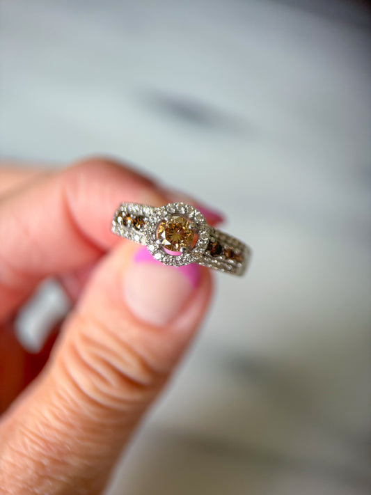 Vintage Natural White and Chocolate Diamonds 14k White Gold Ring