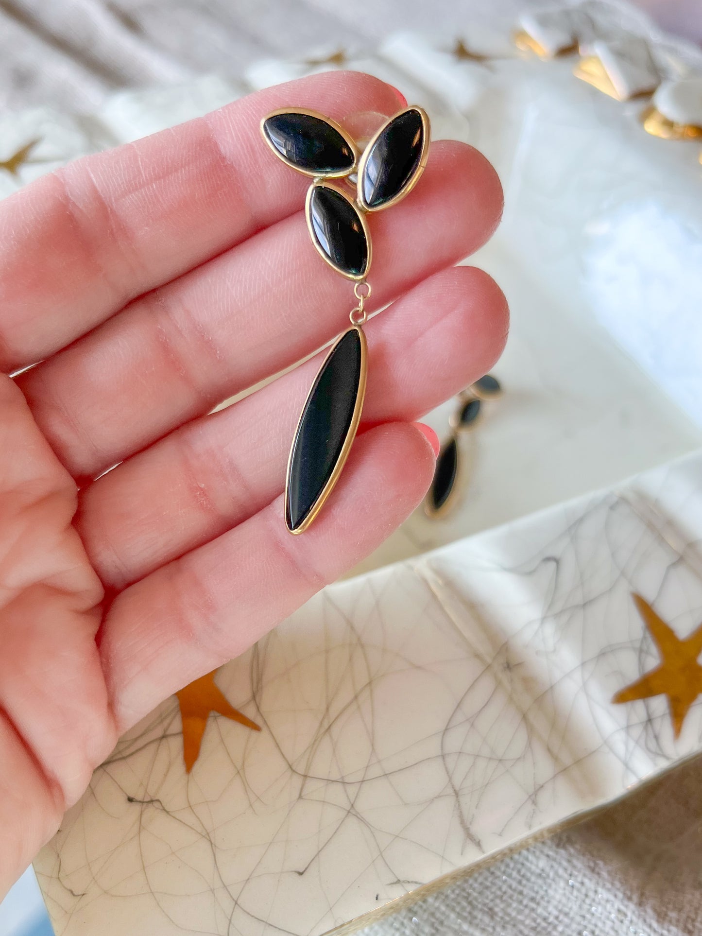 Vintage Onyx Drop 14k Yellow Gold Stud Earrings